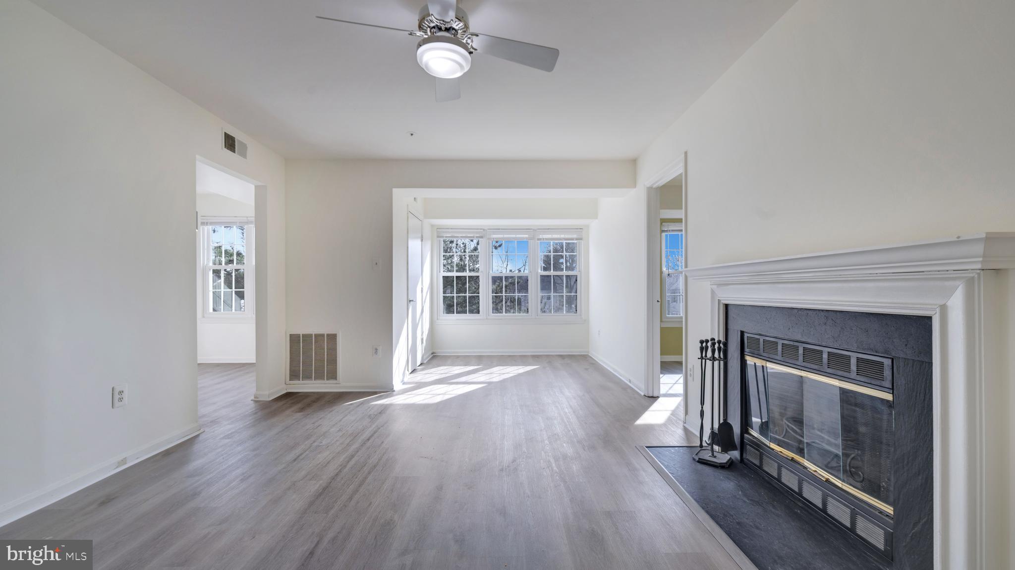 LONGMEAD CROSSING - Residential