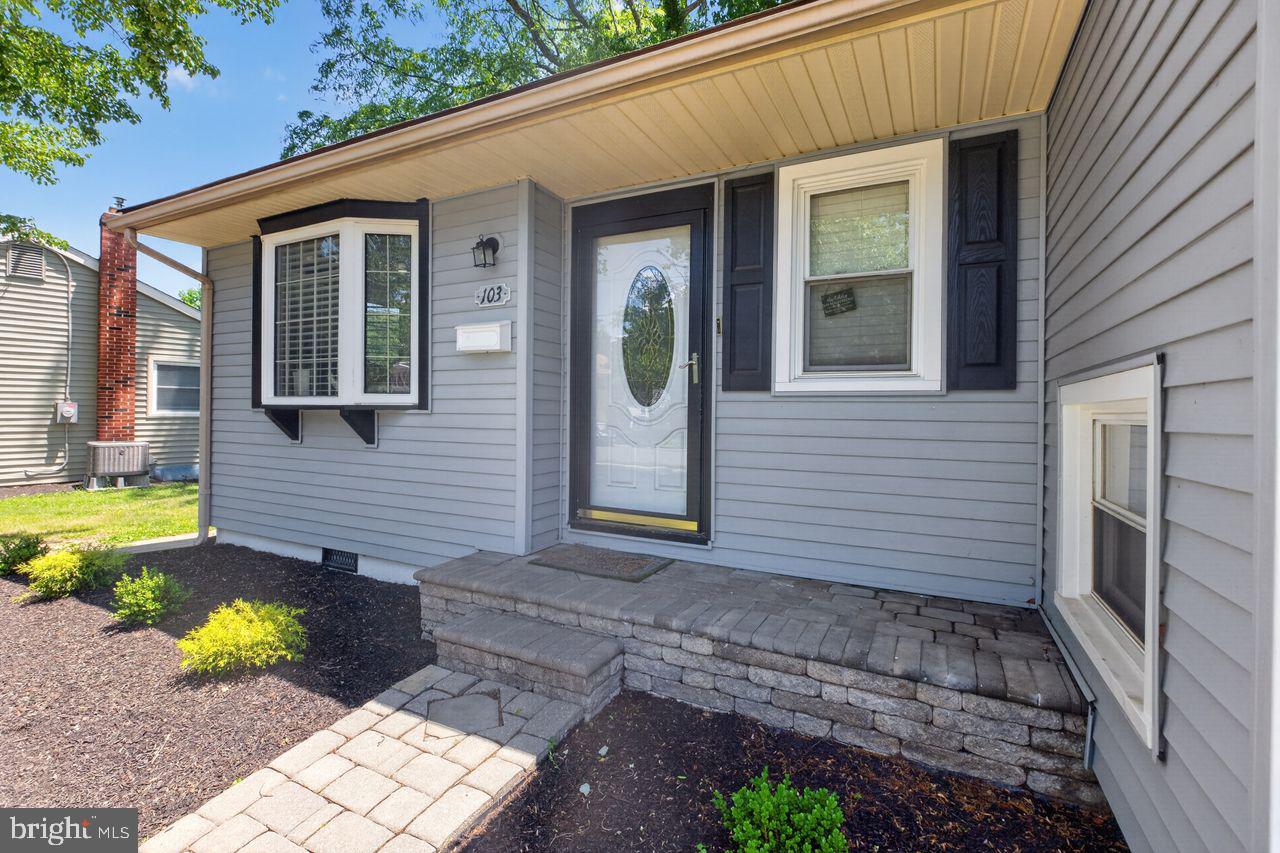 103 KENWOOD DRIVE
