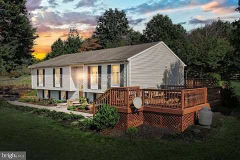 1315 N MOULSTOWN ROAD N HANOVER PA 17331