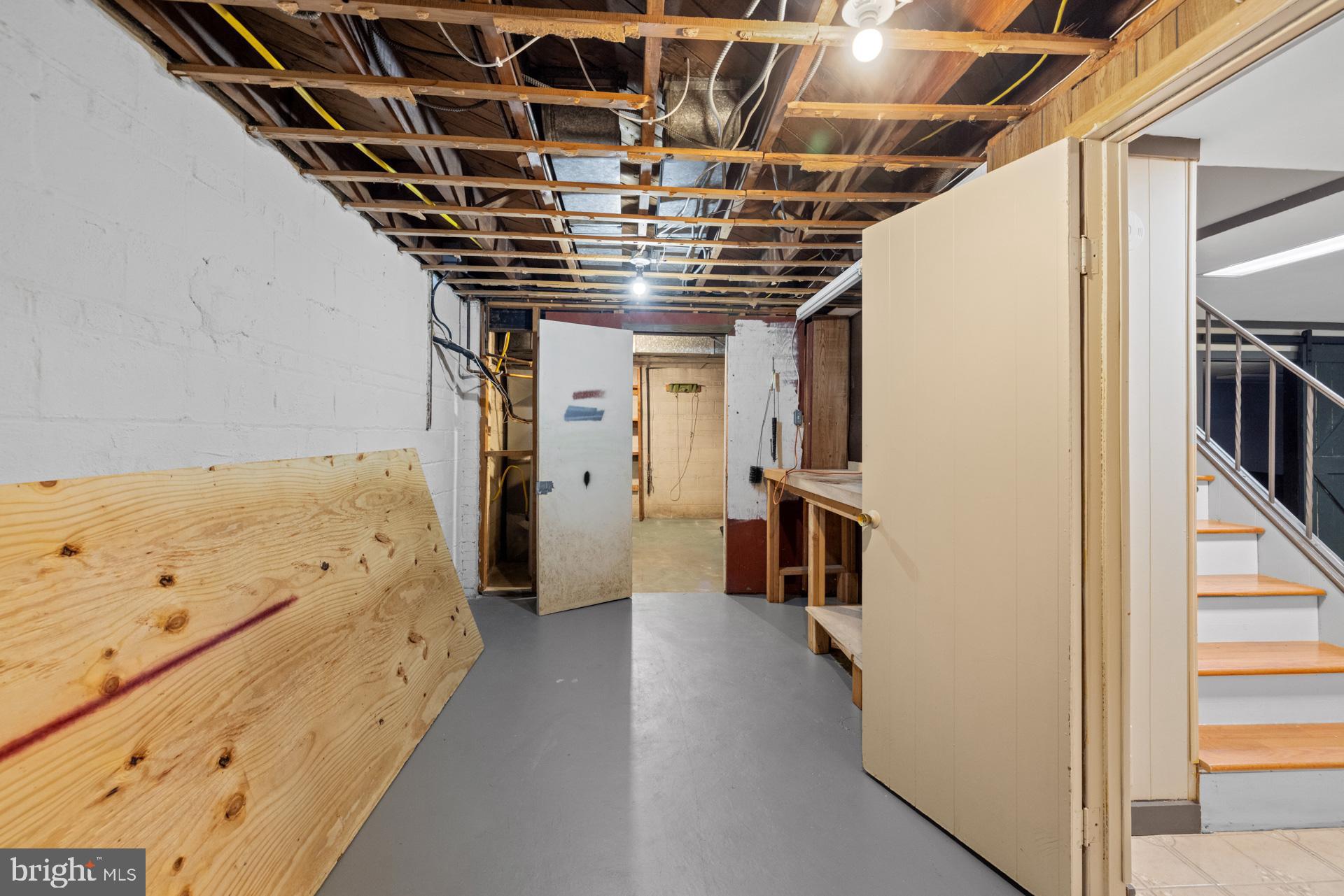 NORTH BARNABY - Residential