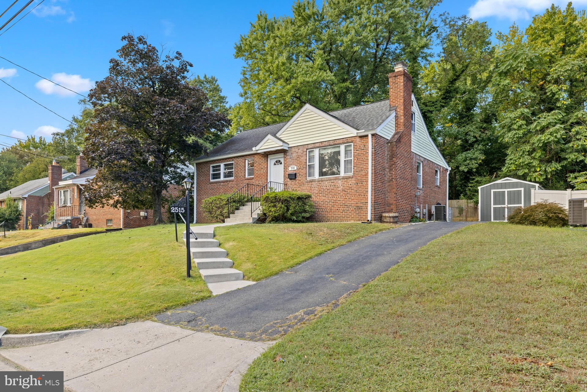 NORTH BARNABY - Residential