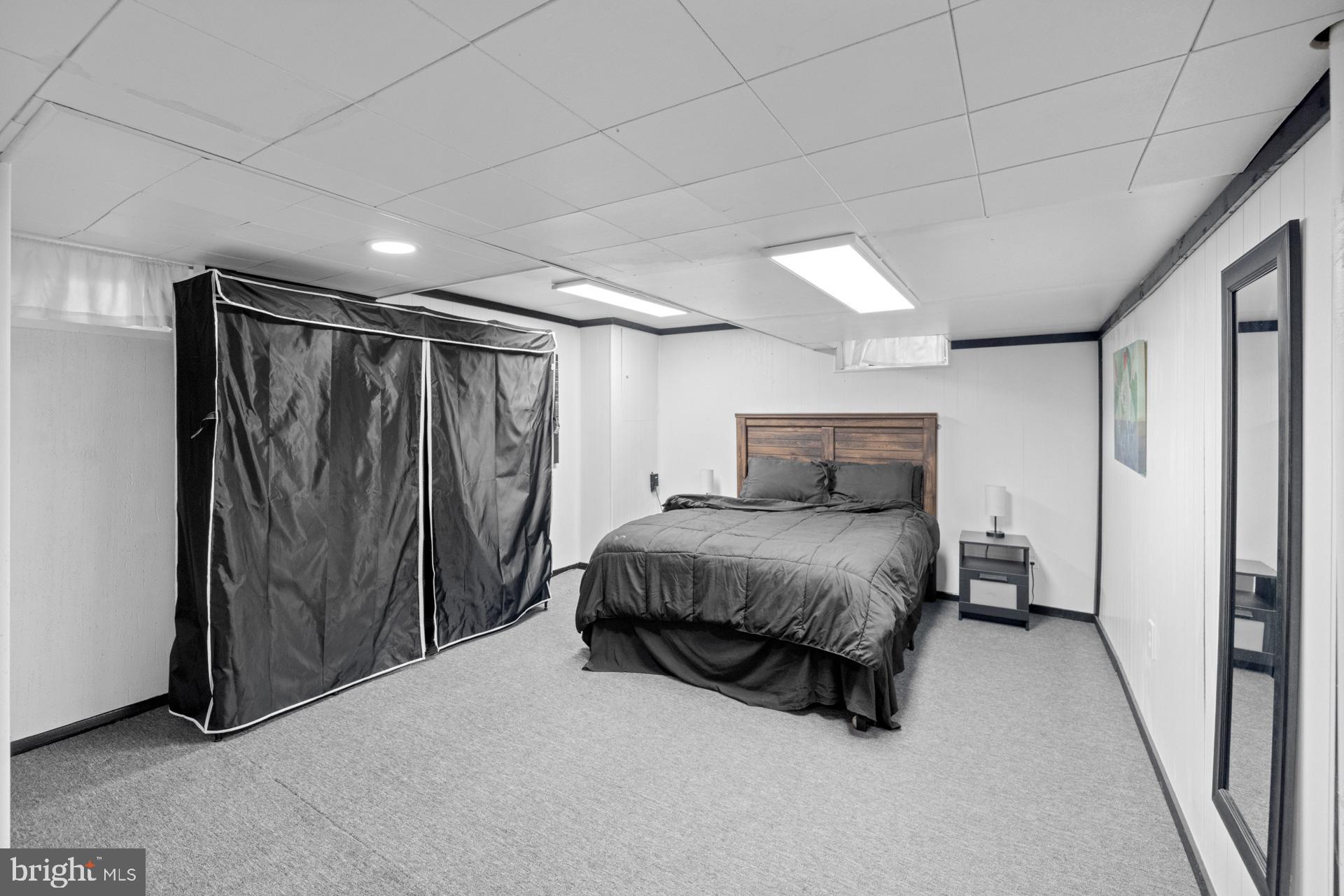 NORTH BARNABY - Residential