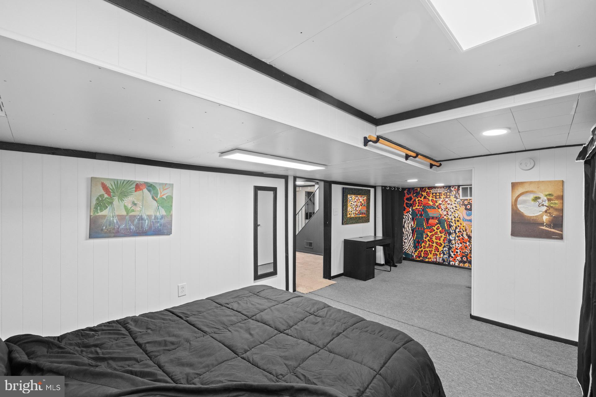 NORTH BARNABY - Residential