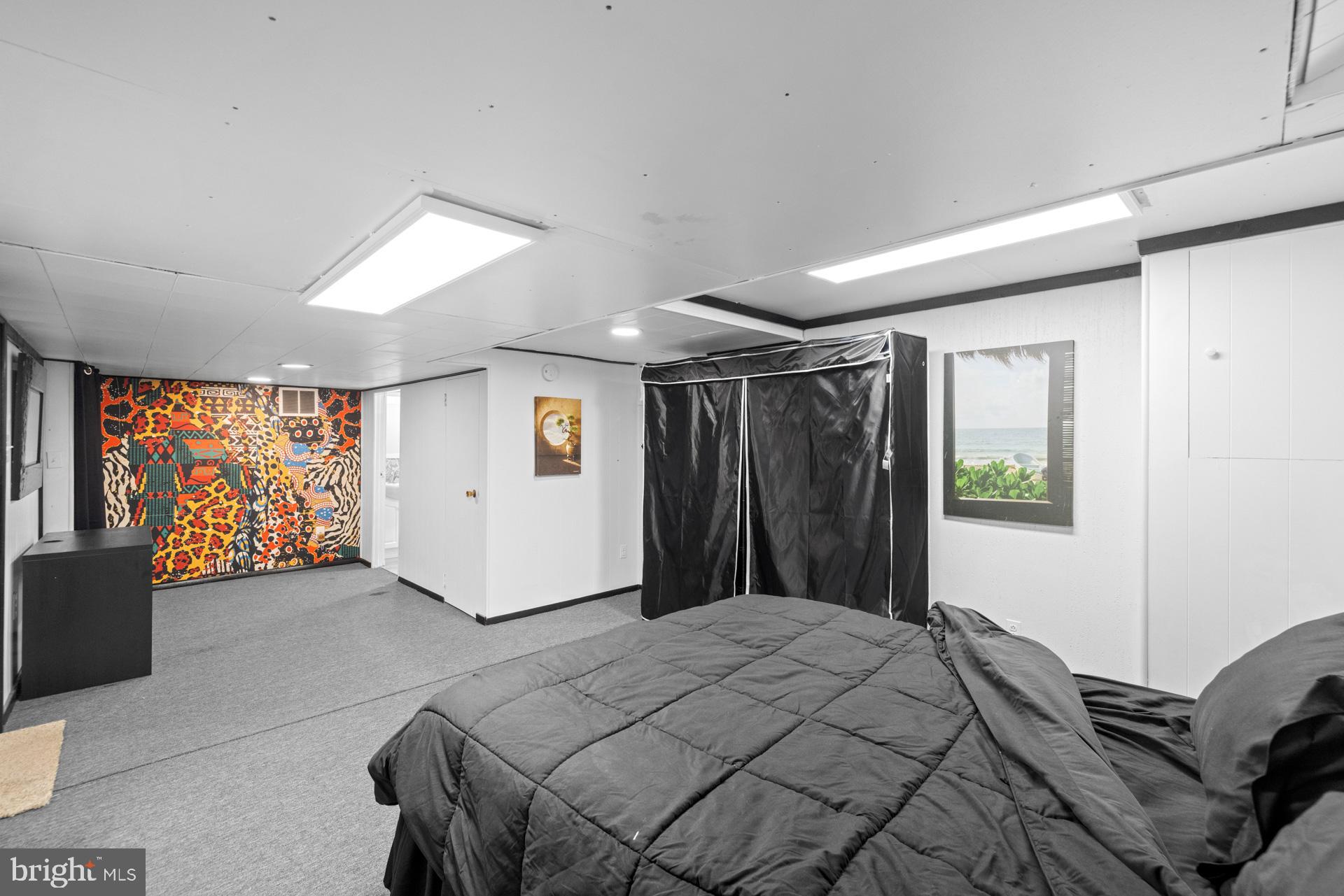 NORTH BARNABY - Residential