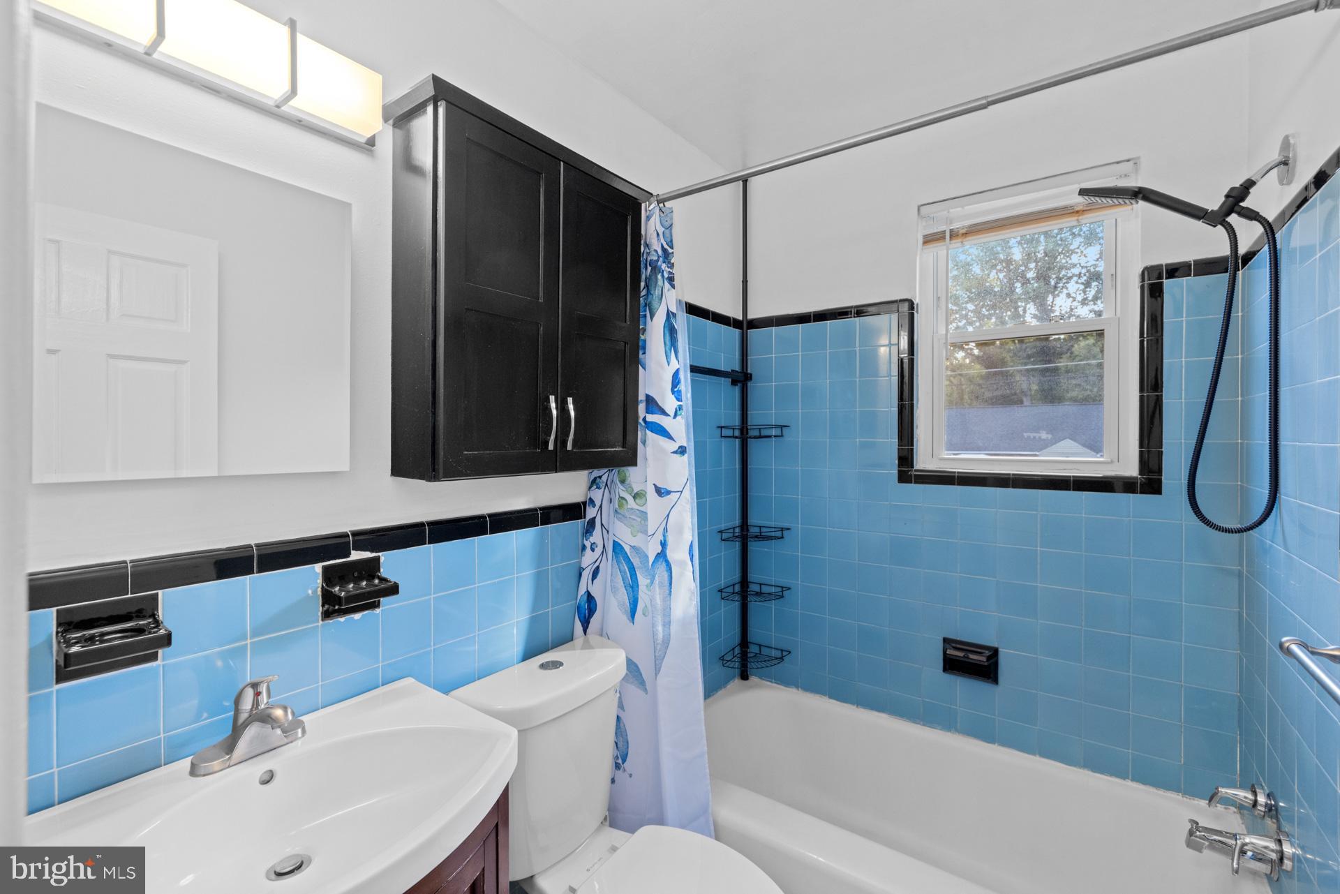 NORTH BARNABY - Residential