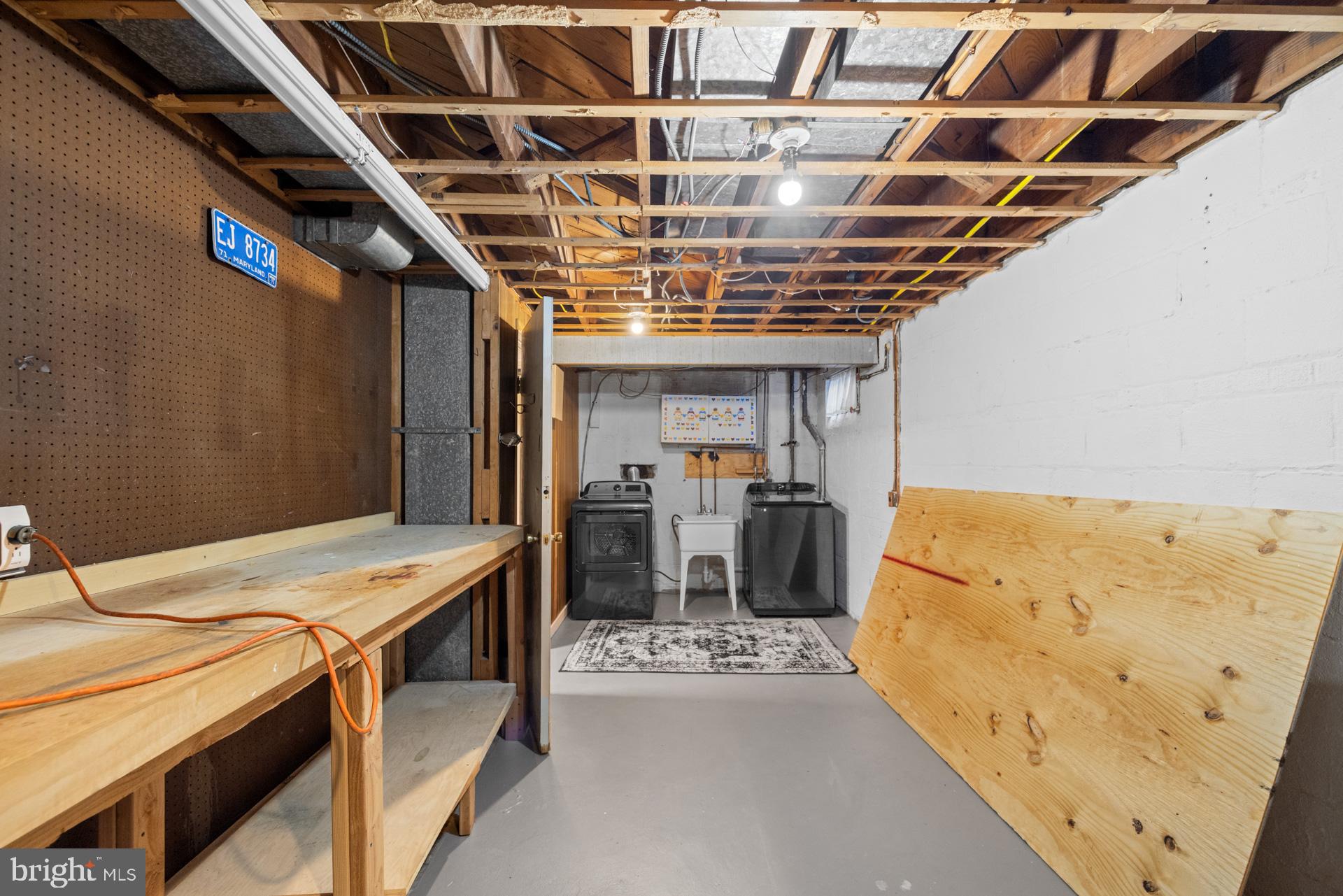 NORTH BARNABY - Residential