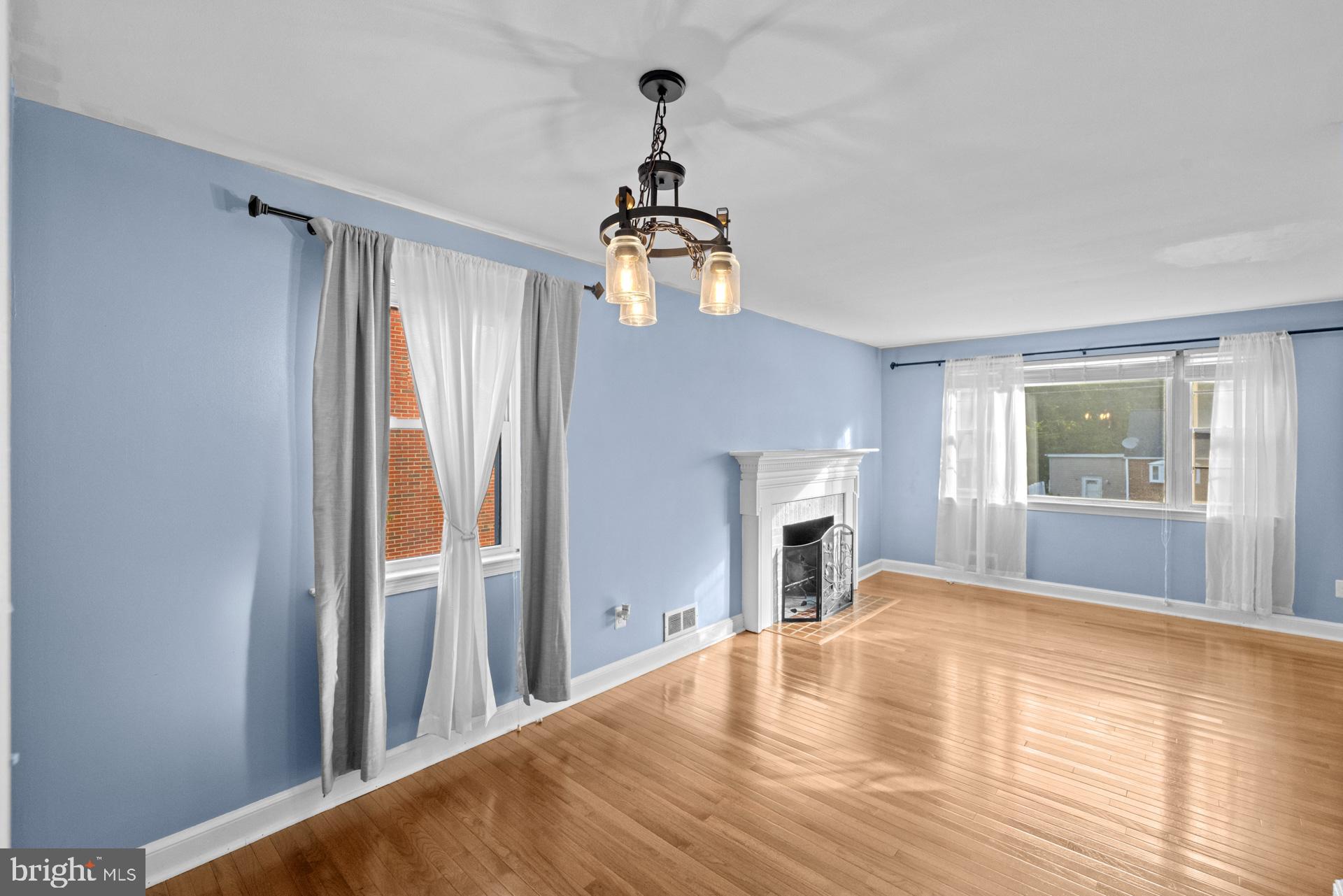 NORTH BARNABY - Residential