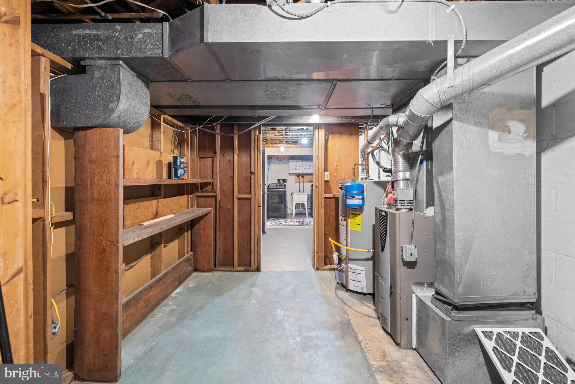 NORTH BARNABY - Residential