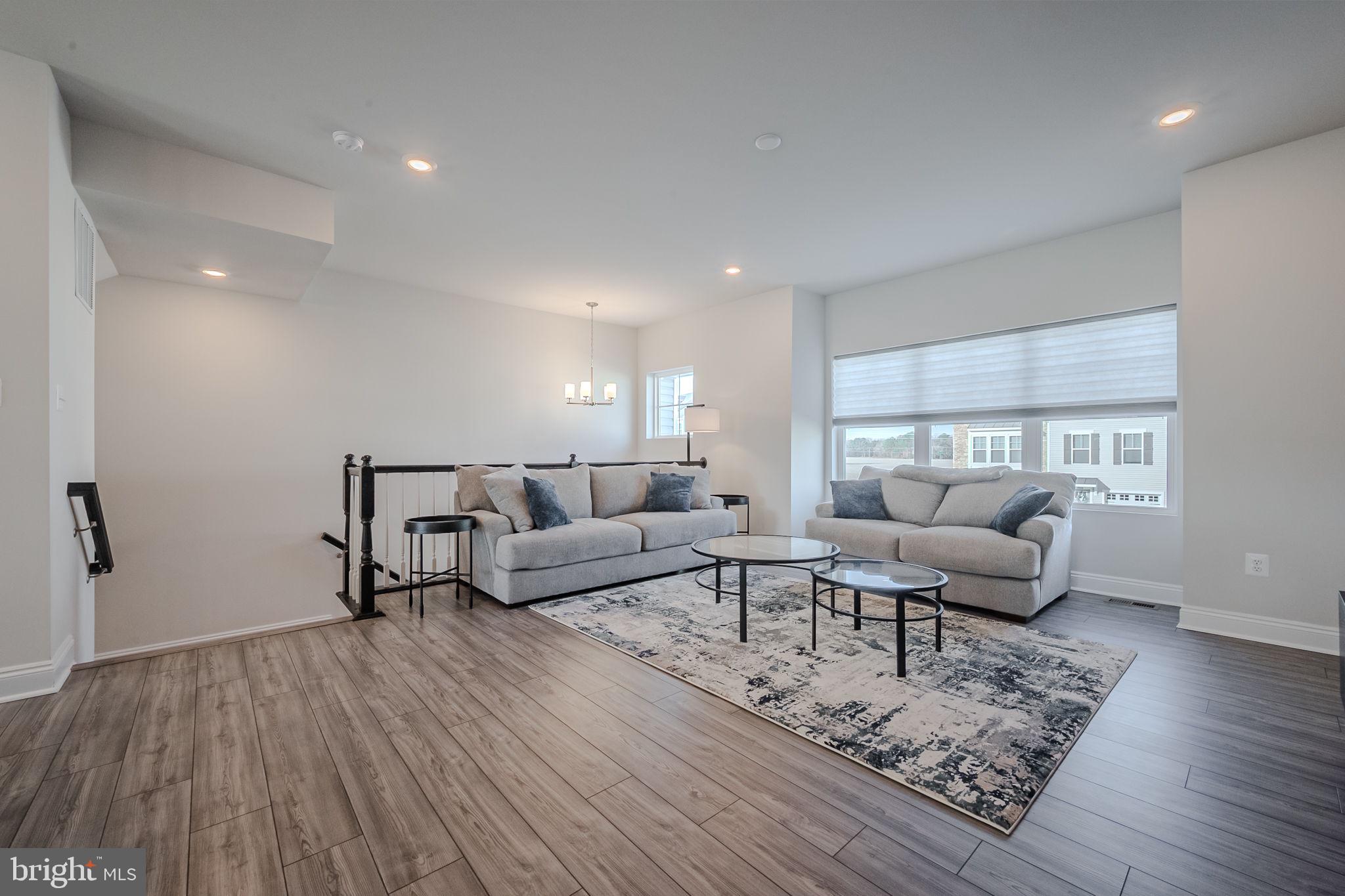 PLANTATION LAKES - Residential