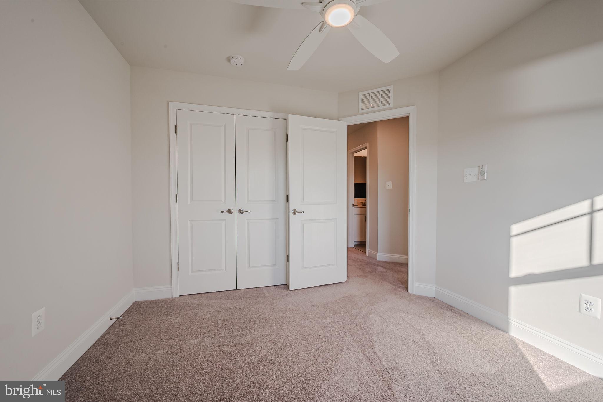 PLANTATION LAKES - Residential