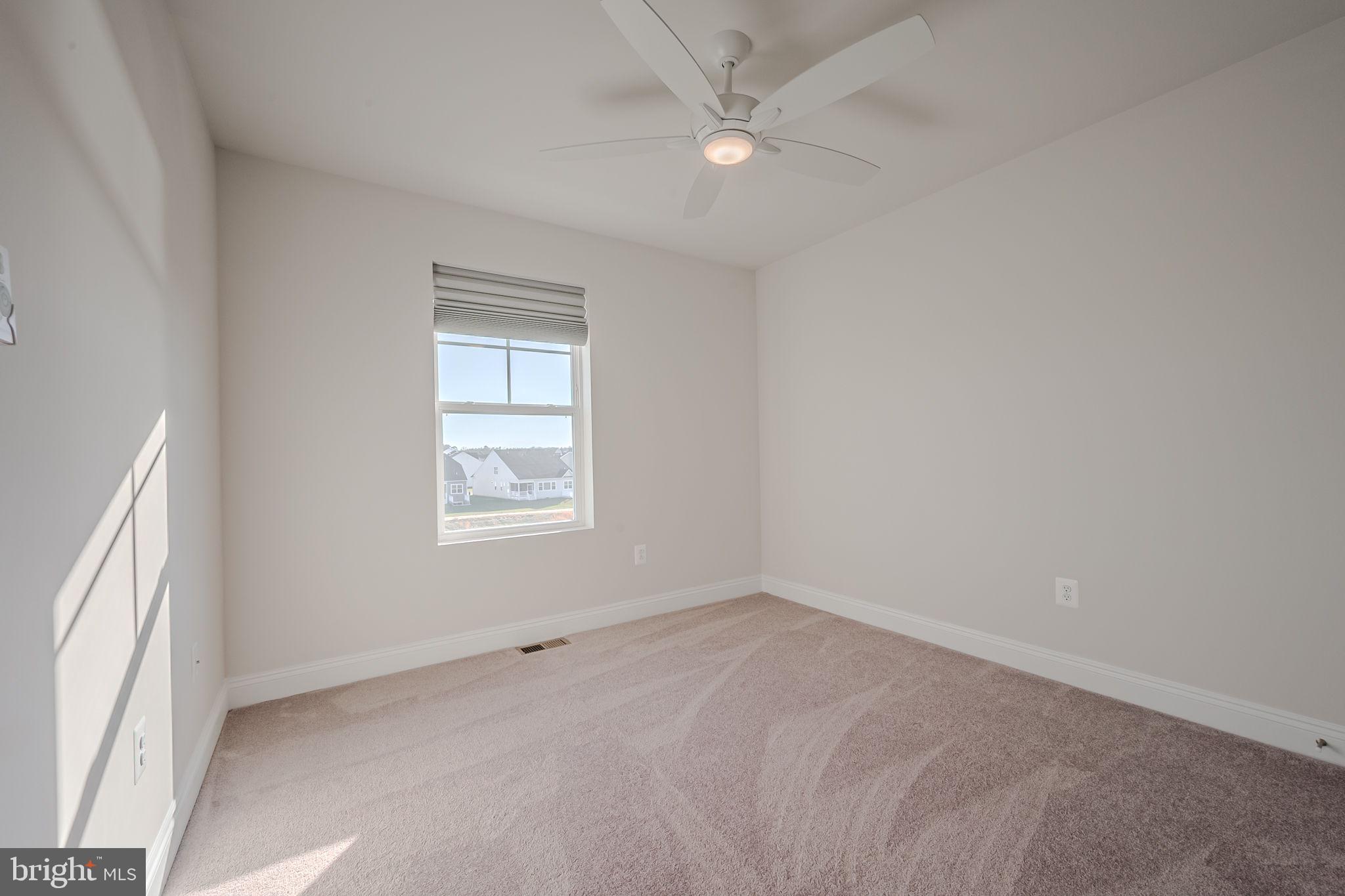 PLANTATION LAKES - Residential