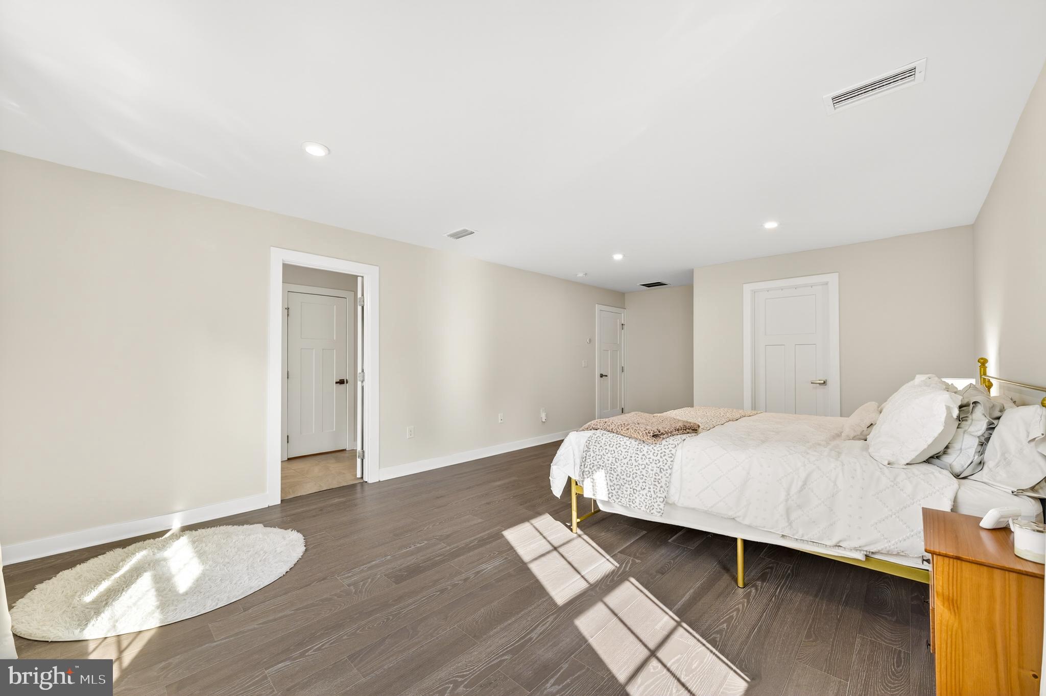 STONE HILL MEADOWS - Residential