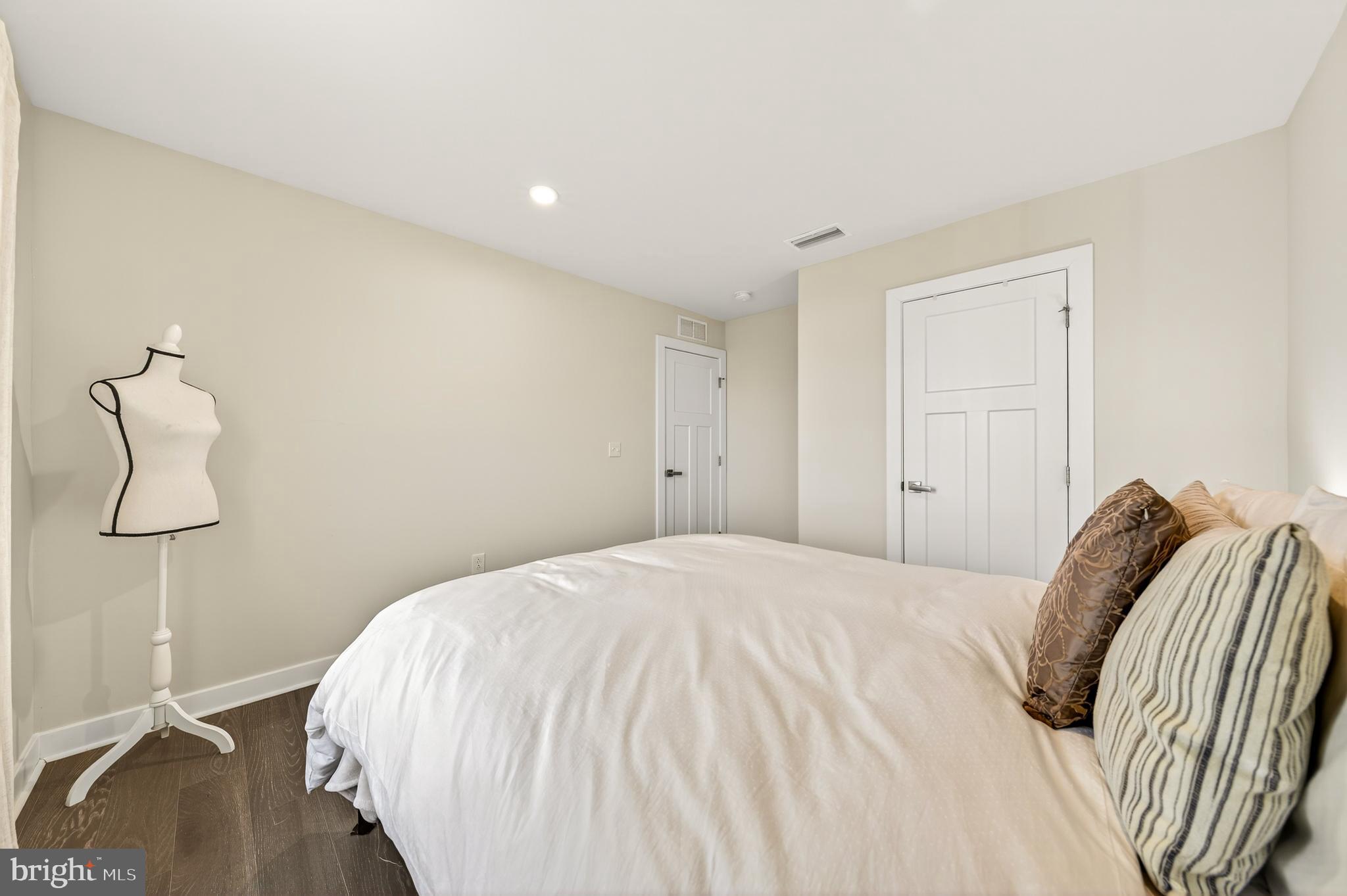 STONE HILL MEADOWS - Residential