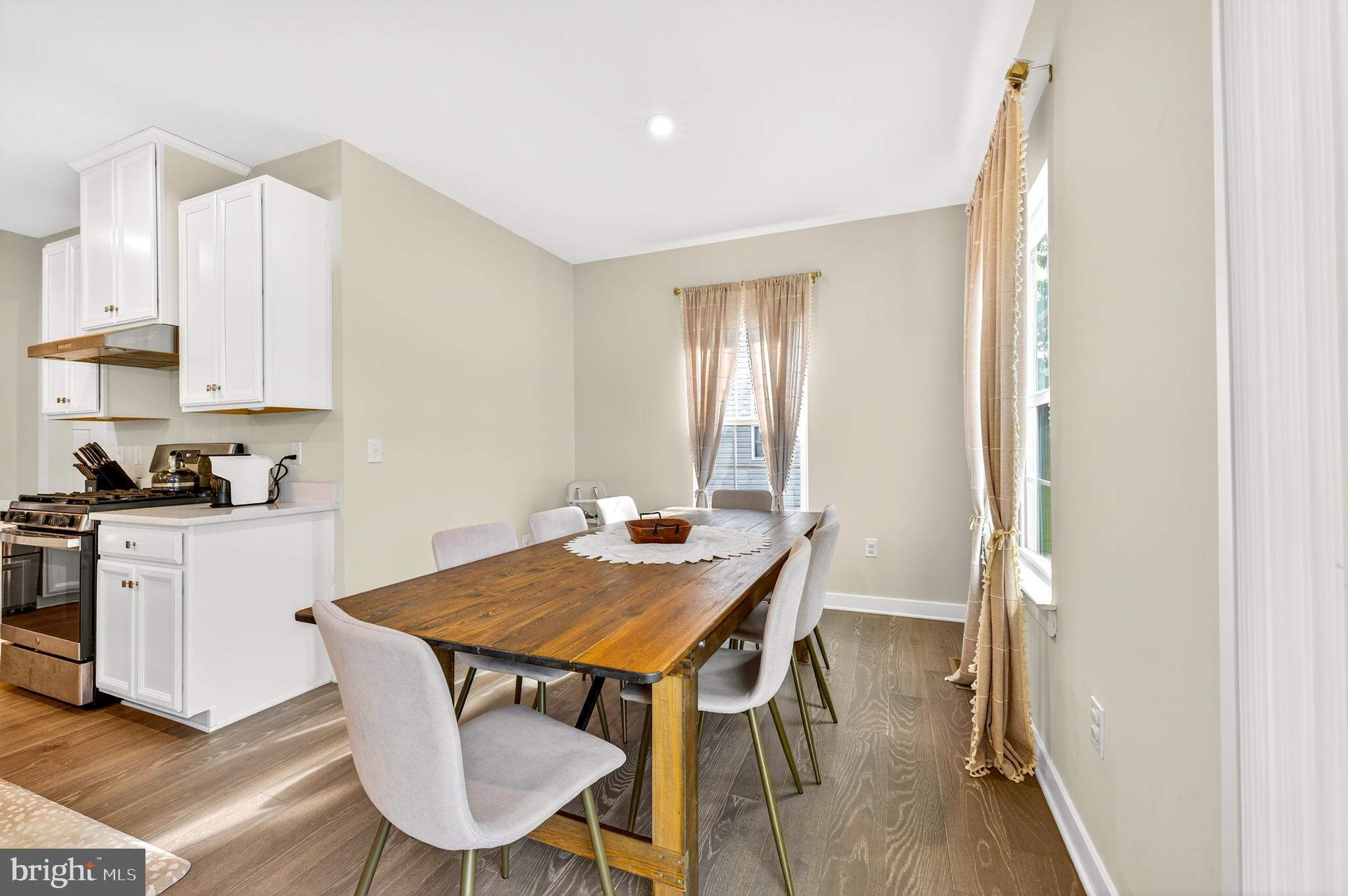 STONE HILL MEADOWS - Residential