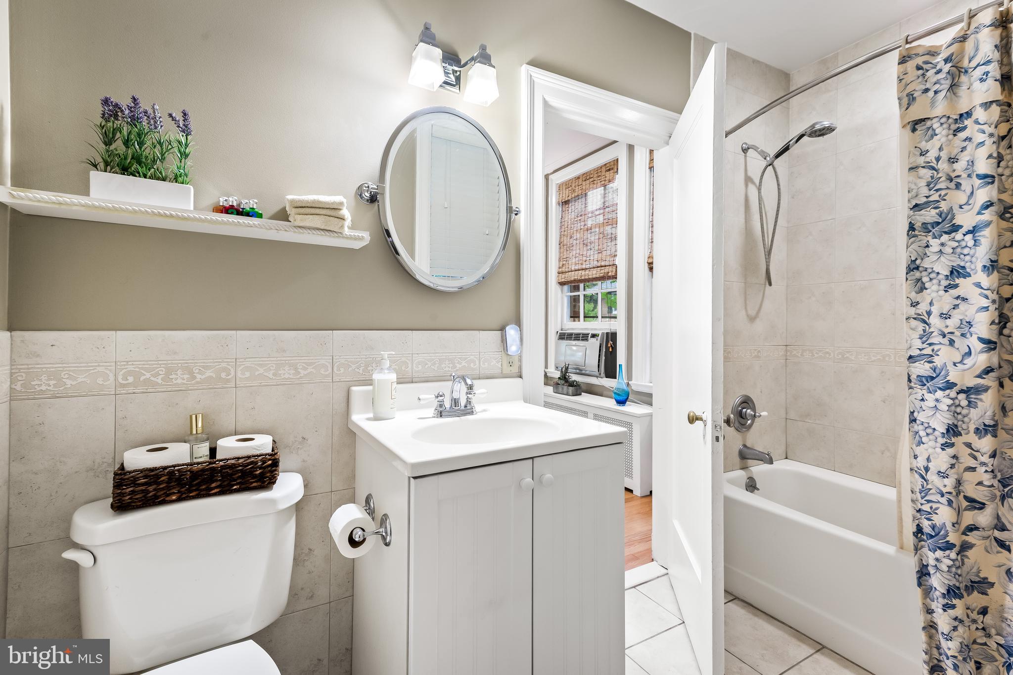 TUSCANY-CANTERBURY - Residential