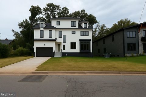 2237 MERIDIAN STREET FALLS CHURCH VA 22046