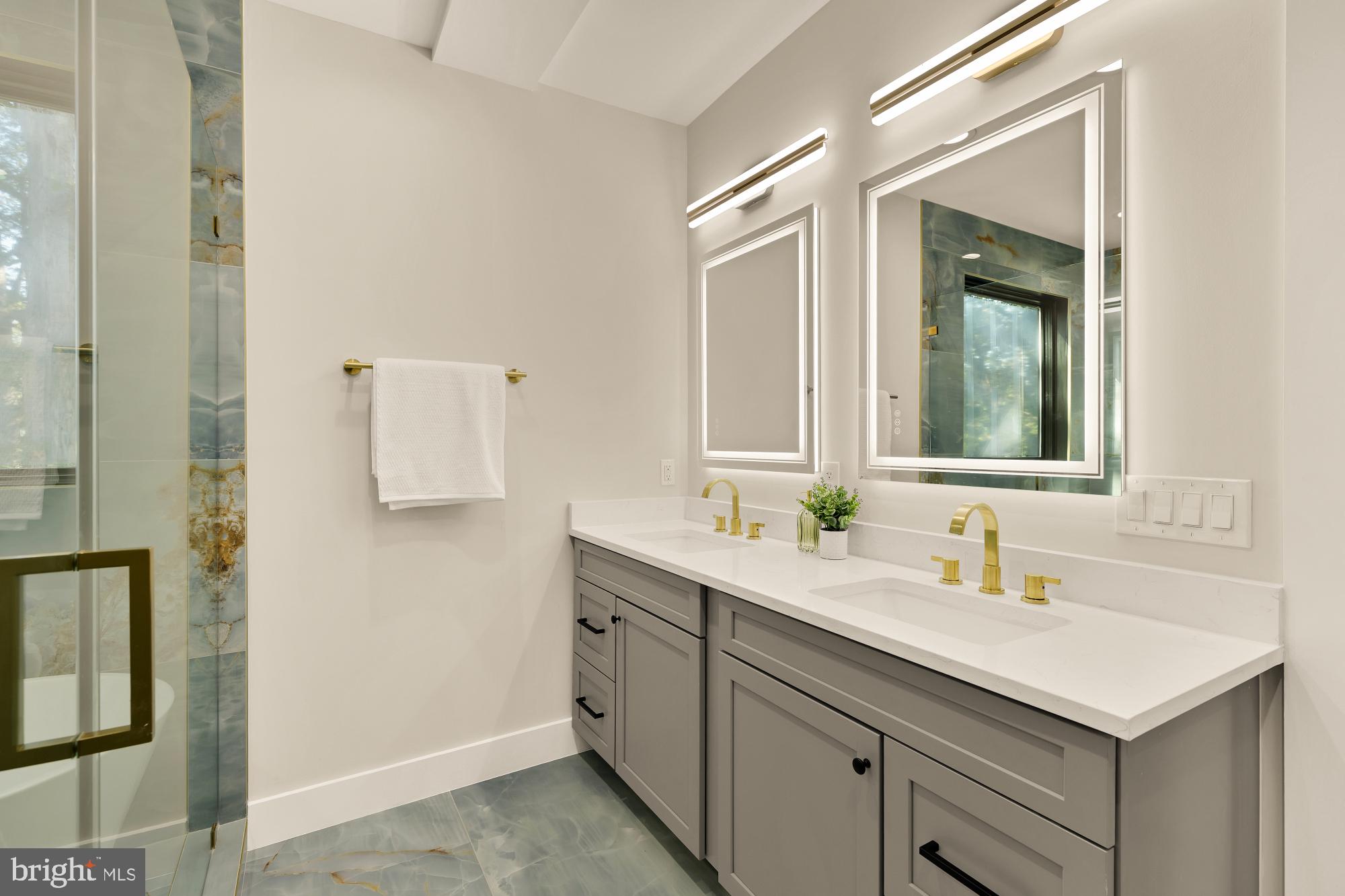 DRANESVILLE - Residential