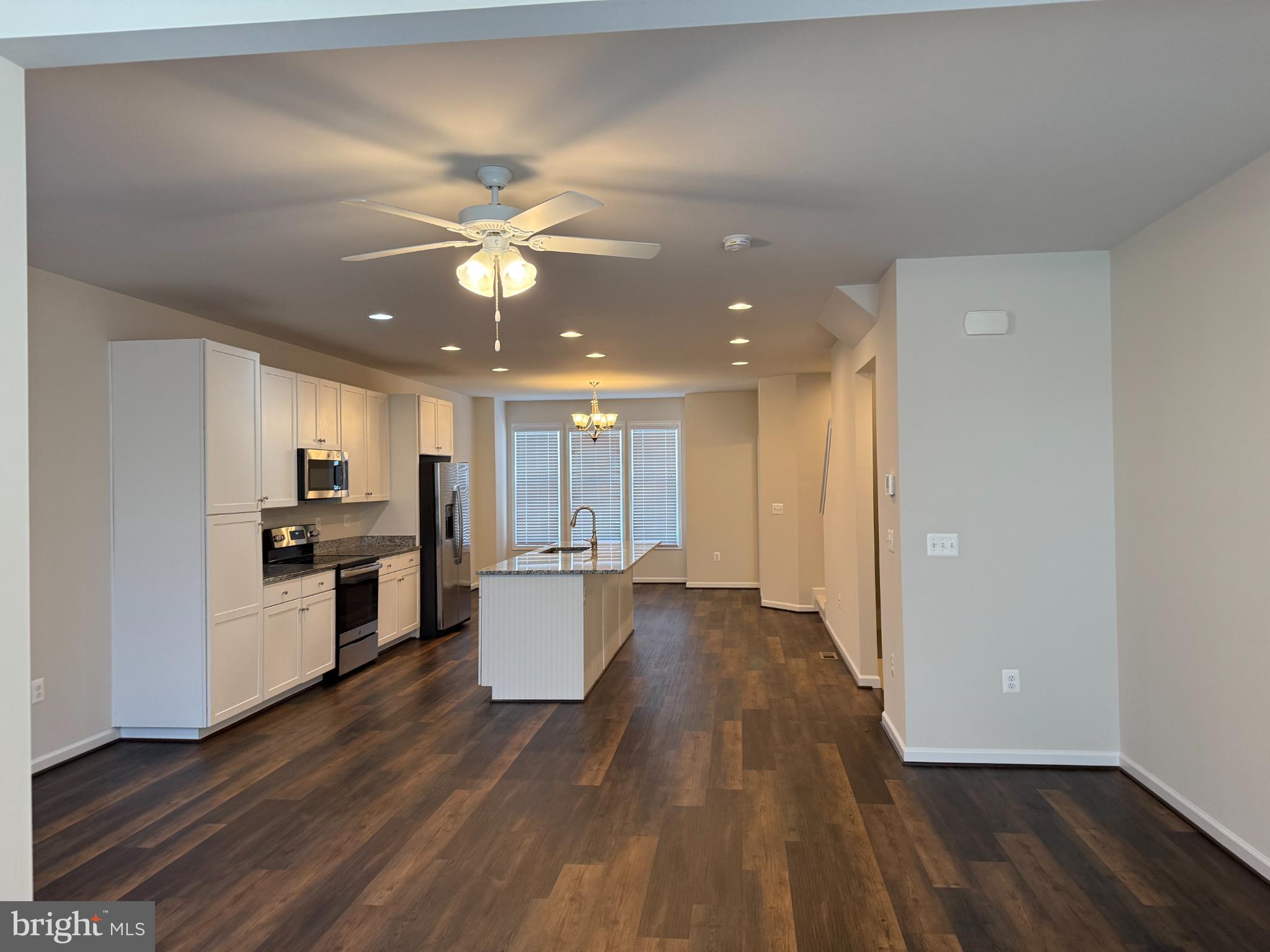 REGENCY CROSSING - Residential Lease