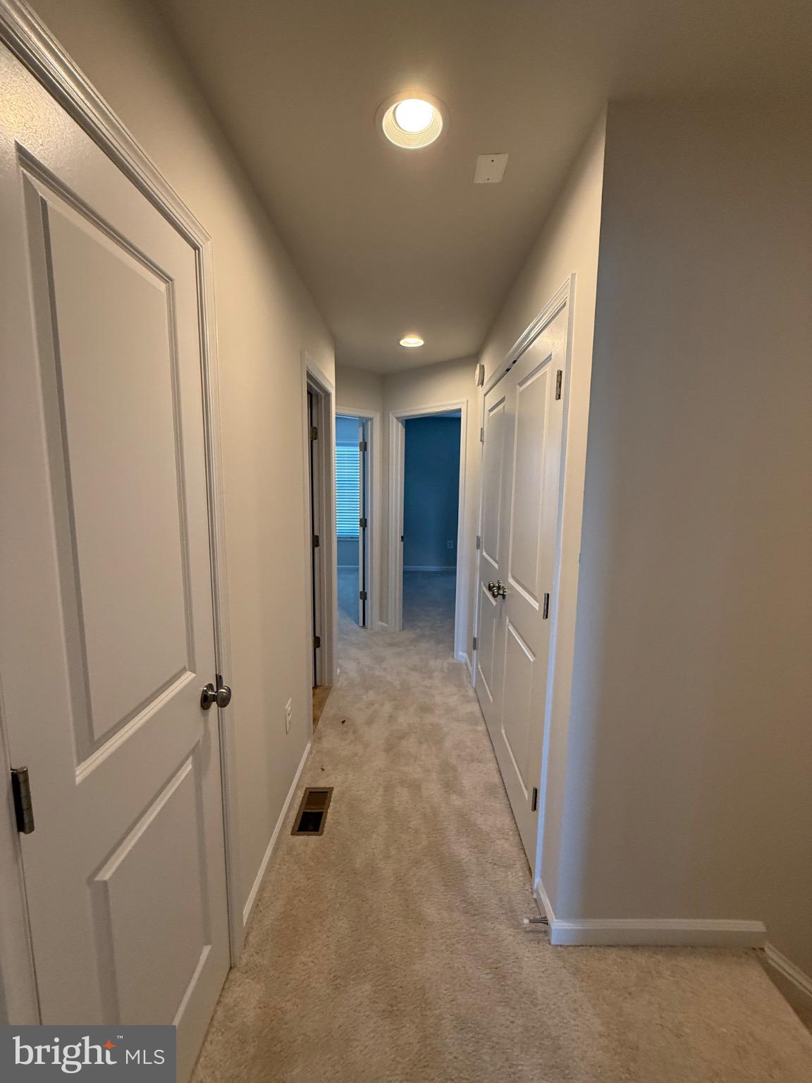 REGENCY CROSSING - Residential Lease