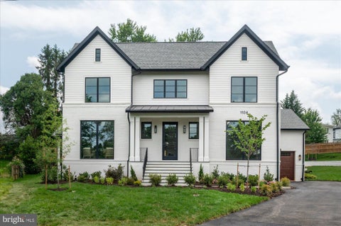 Photo of 1104 Sharon Court, MCLEAN, VA 22101 (MLS # VAFX2269802)