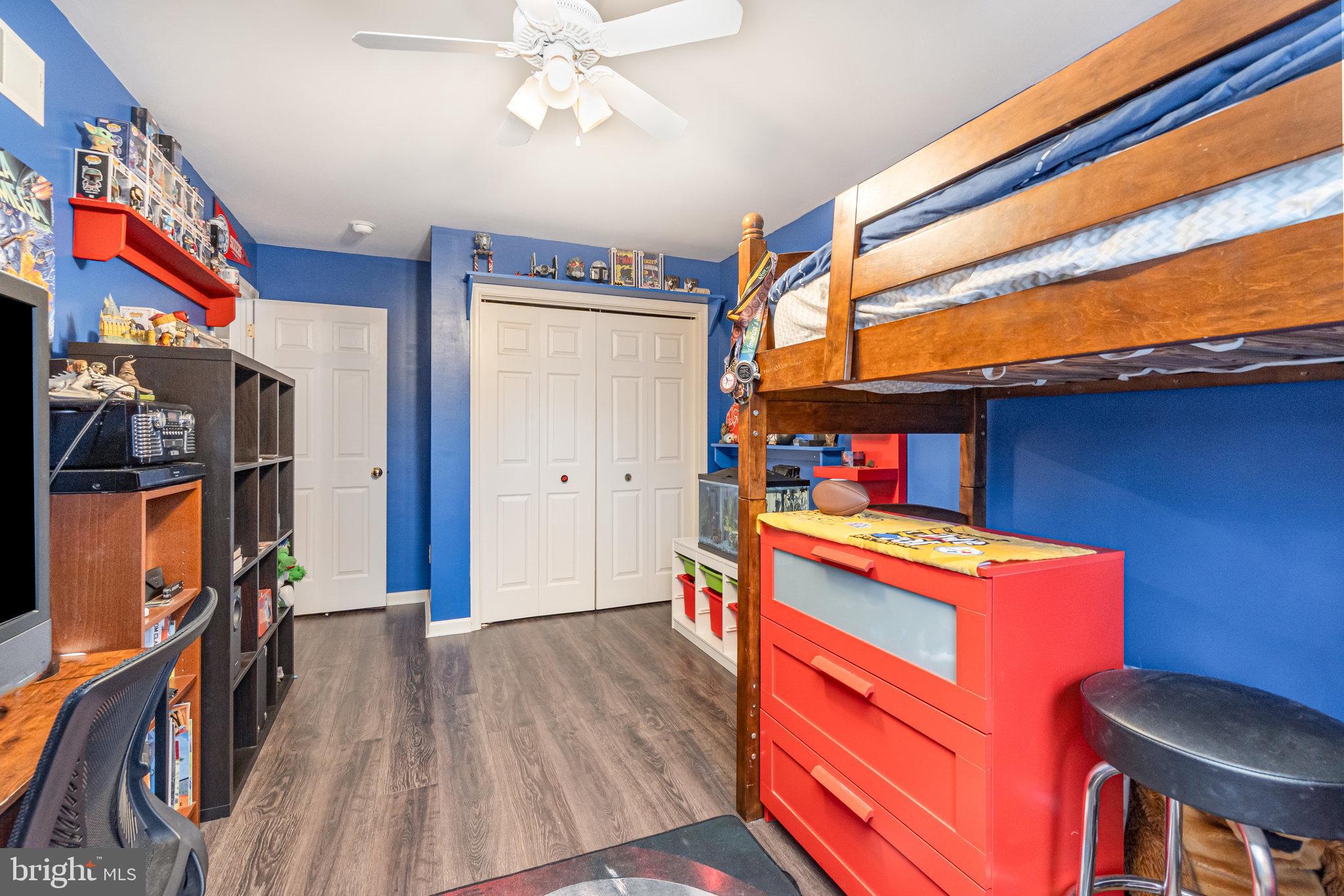 MEADOW VIEW VILLAGE - Residential