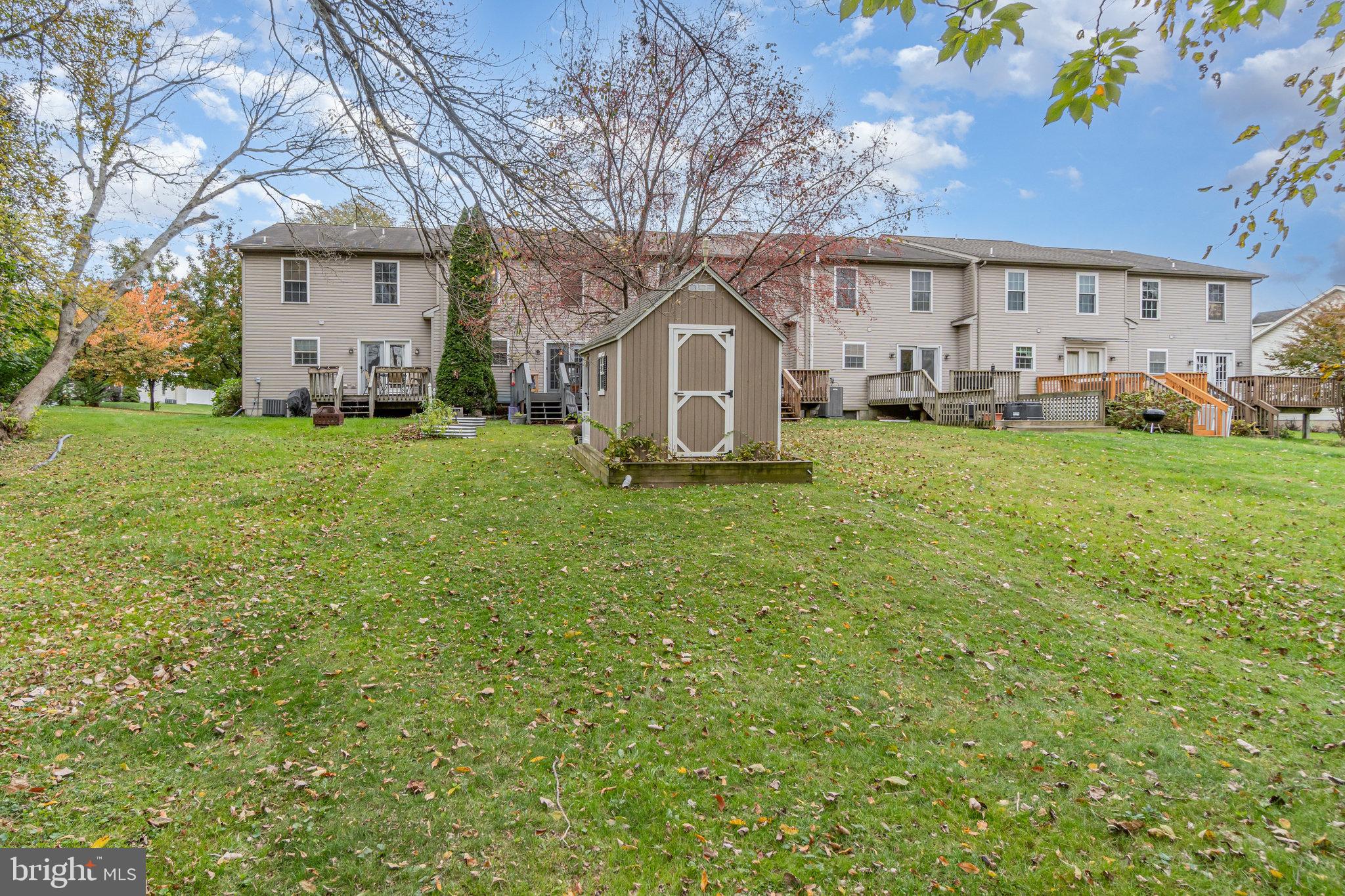 MEADOW VIEW VILLAGE - Residential