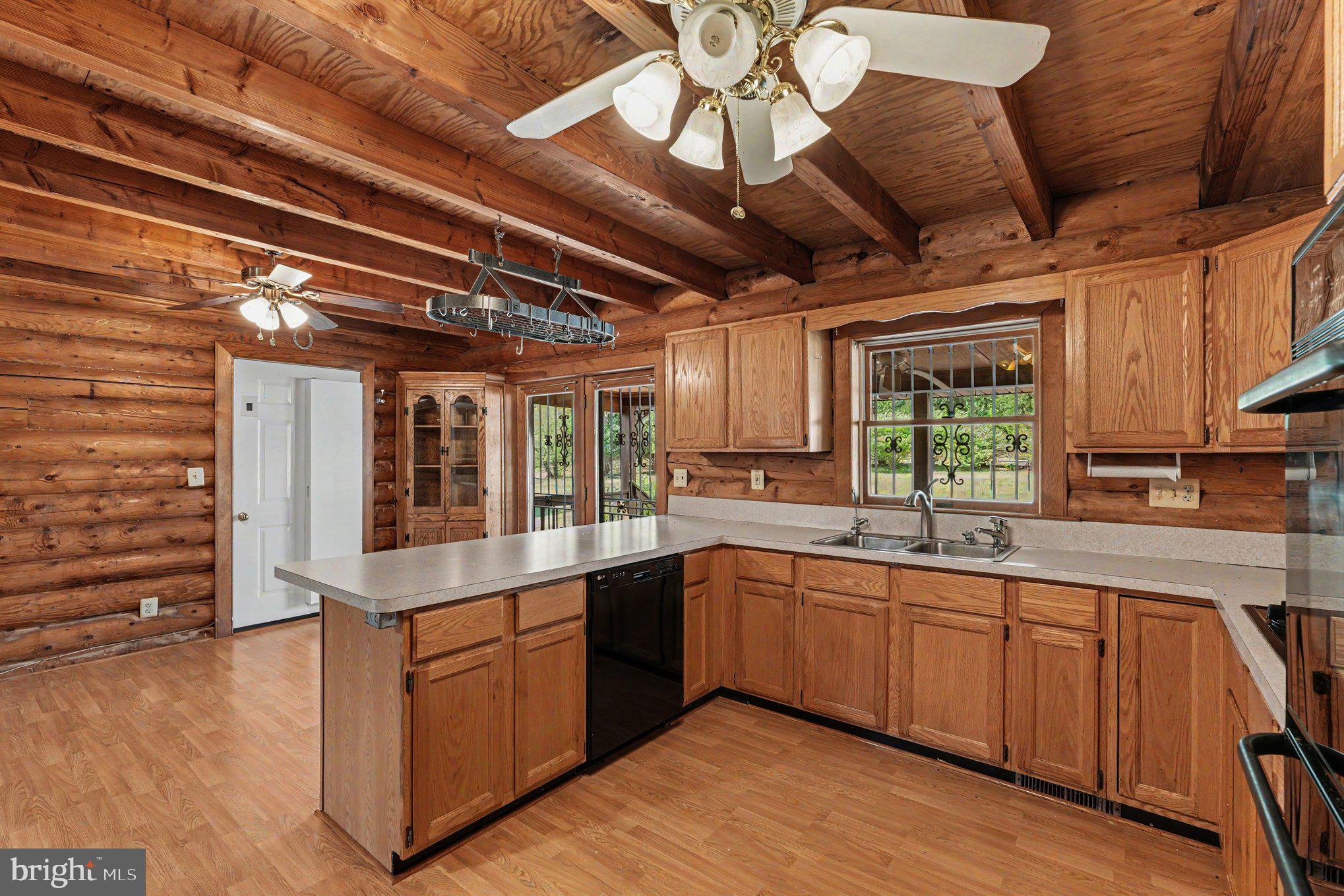 RAPIDAN HILLS - Residential