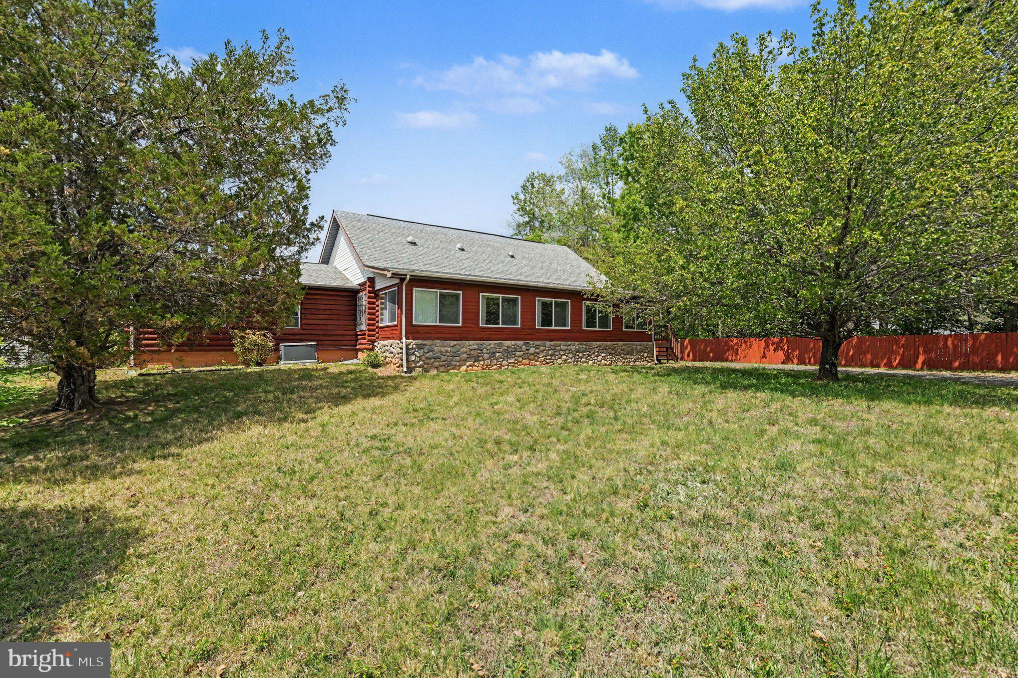 RAPIDAN HILLS - Residential