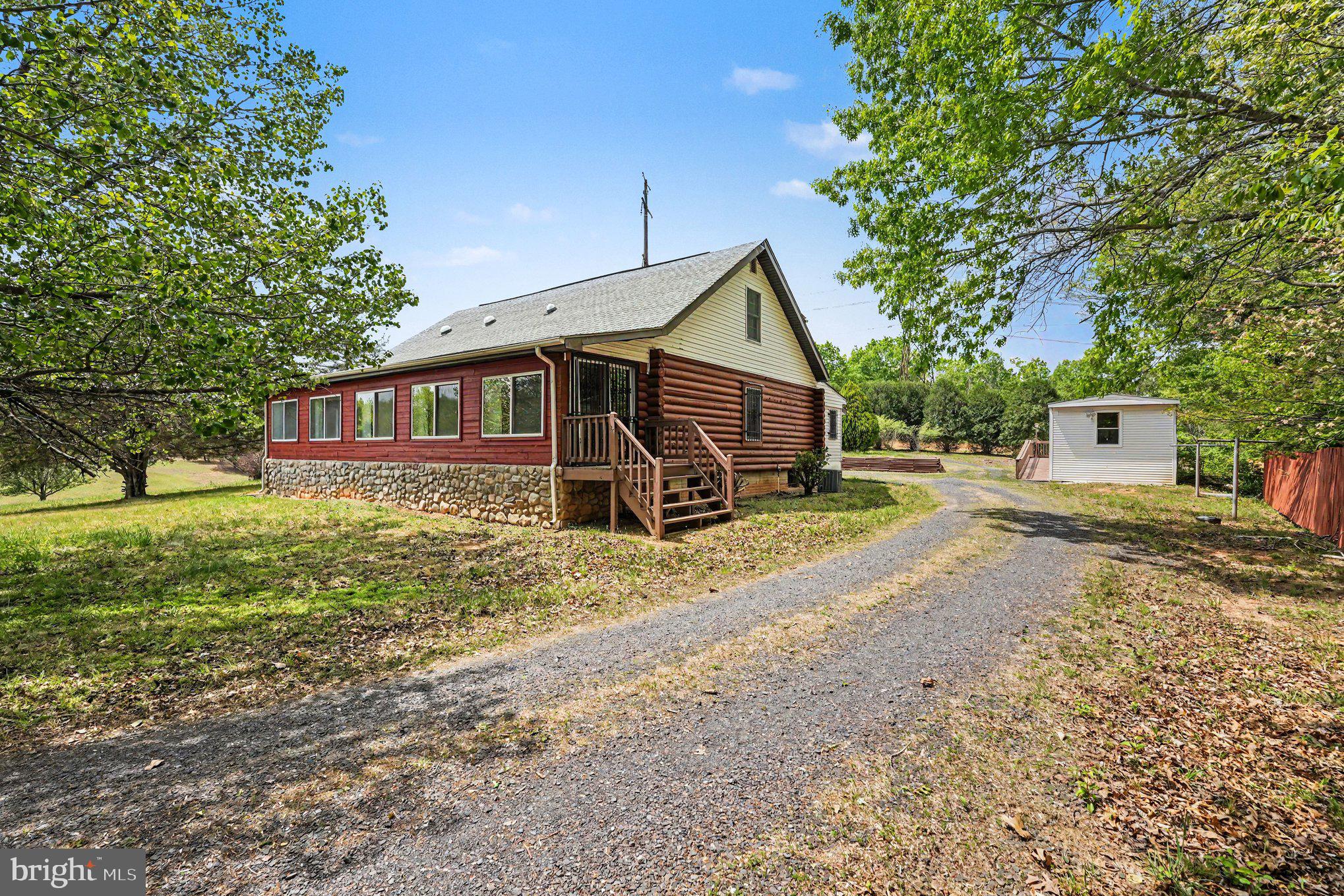 RAPIDAN HILLS - Residential