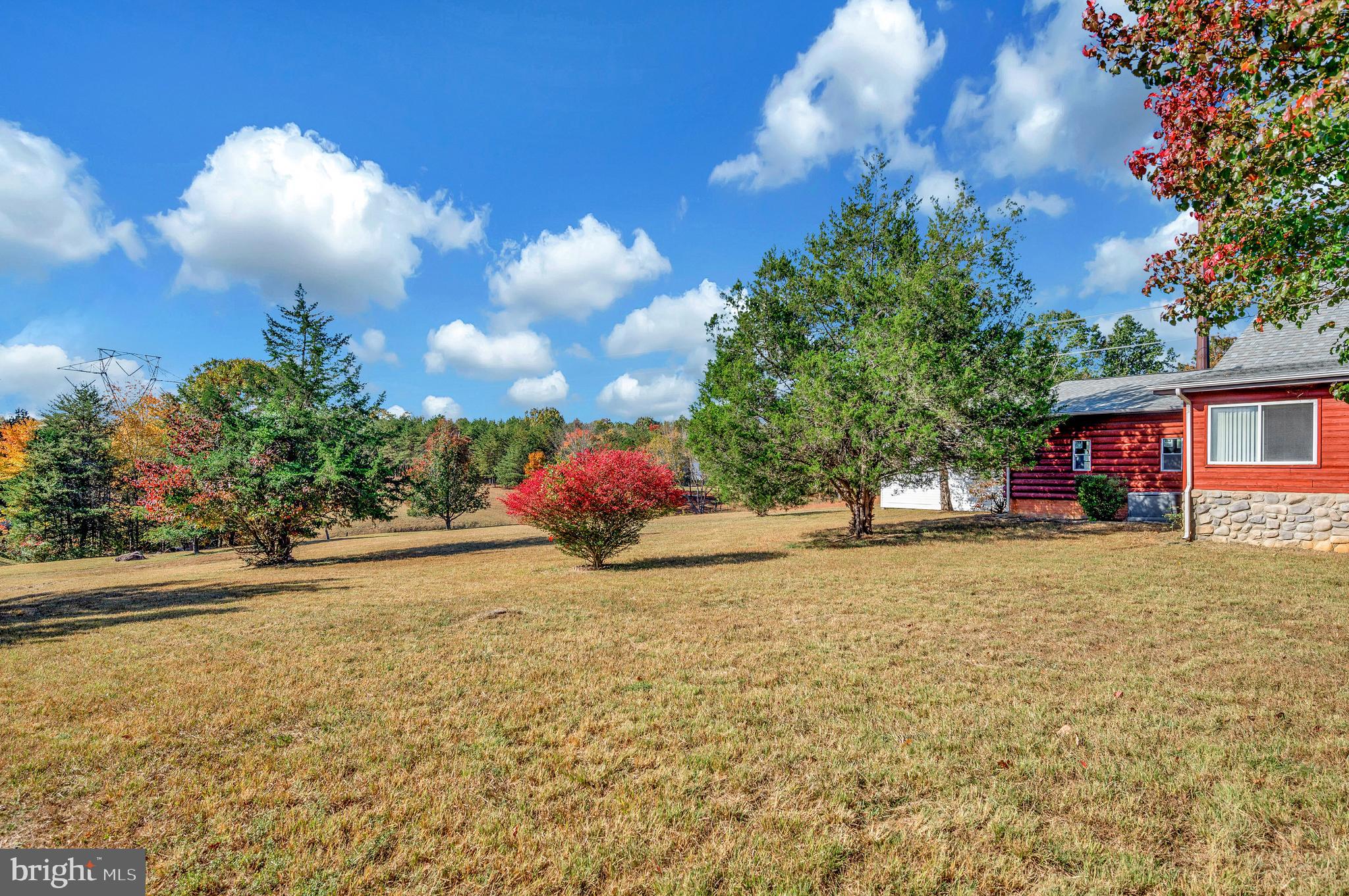 RAPIDAN HILLS - Residential