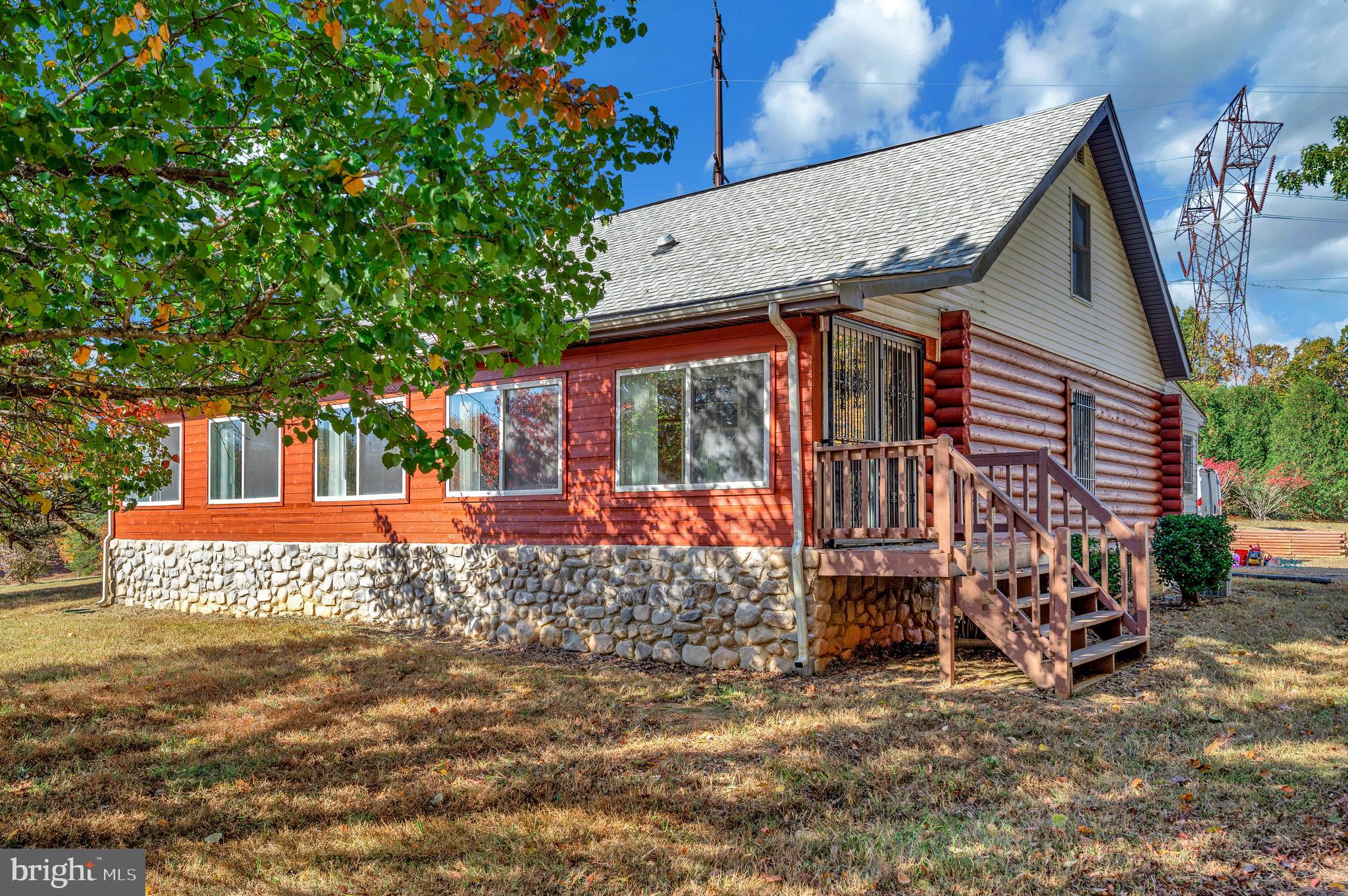 RAPIDAN HILLS - Residential