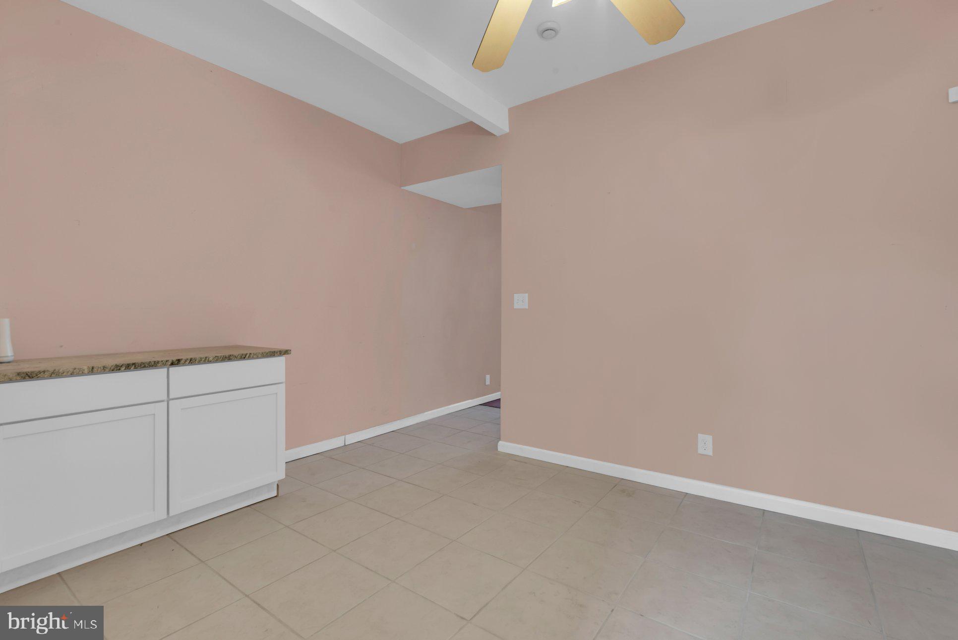 JOHNSTON SQUARE - Residential Lease