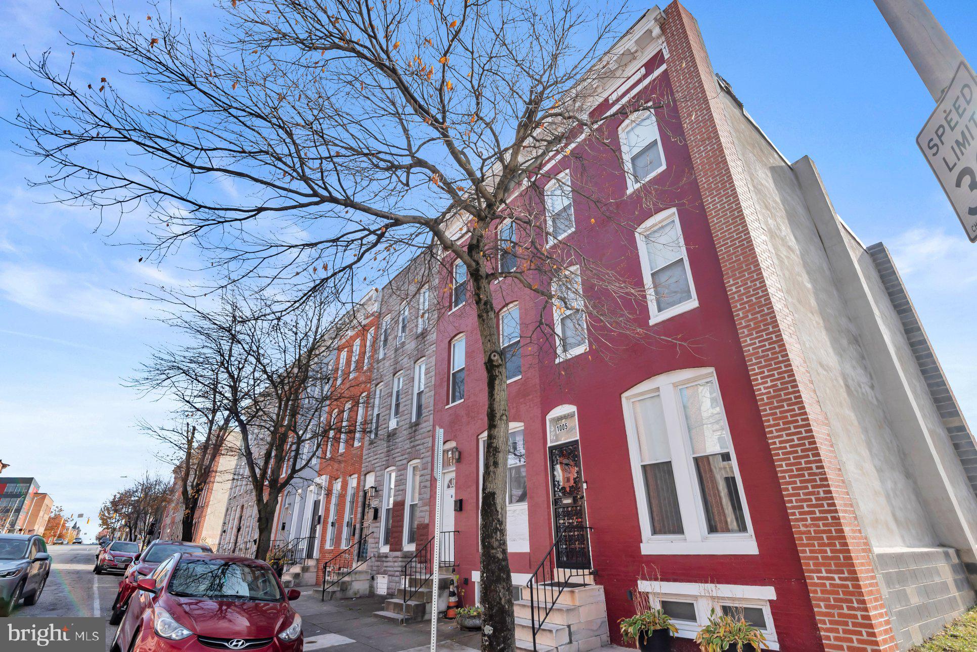 JOHNSTON SQUARE - Residential Lease