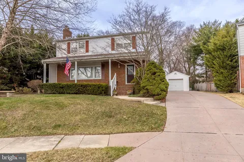 MLS: MDBC2151840