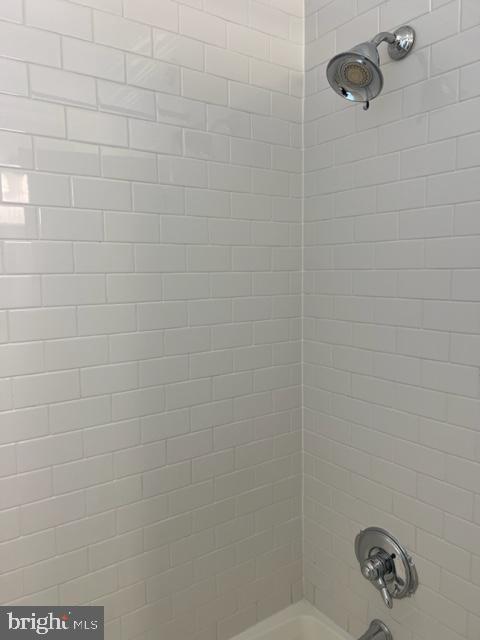 BEARINGS SOUTH - Residential Lease