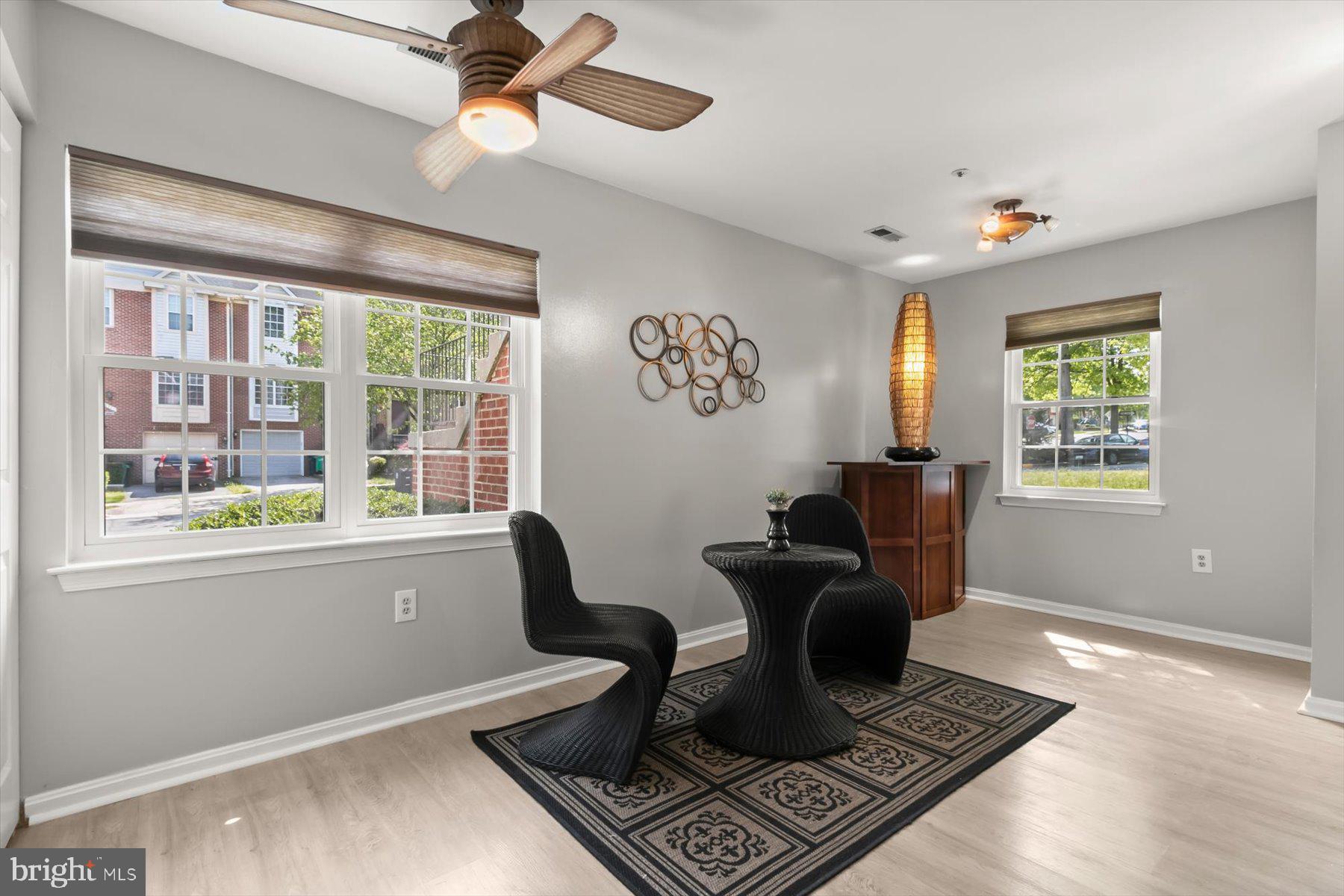 FORT WASHINGTON - Residential