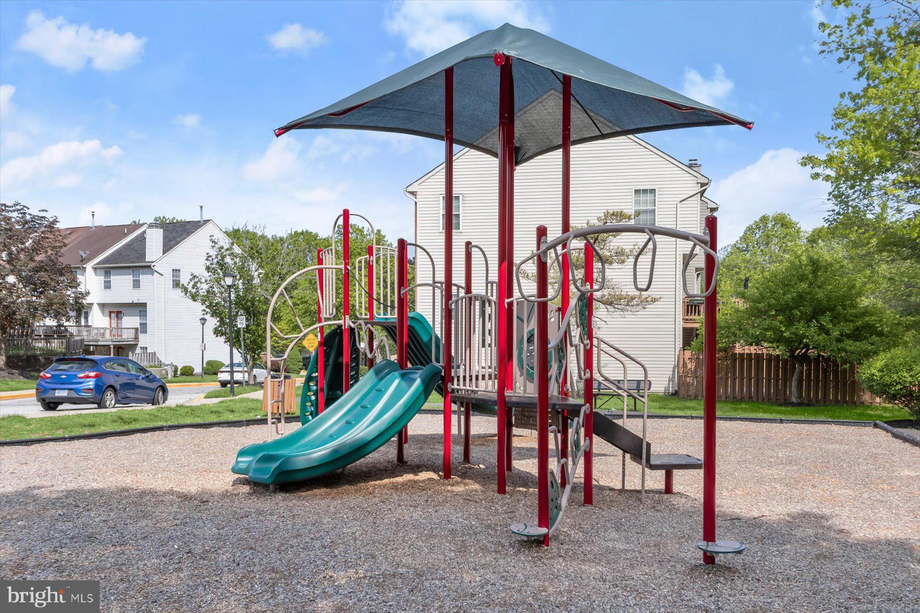 FORT WASHINGTON - Residential