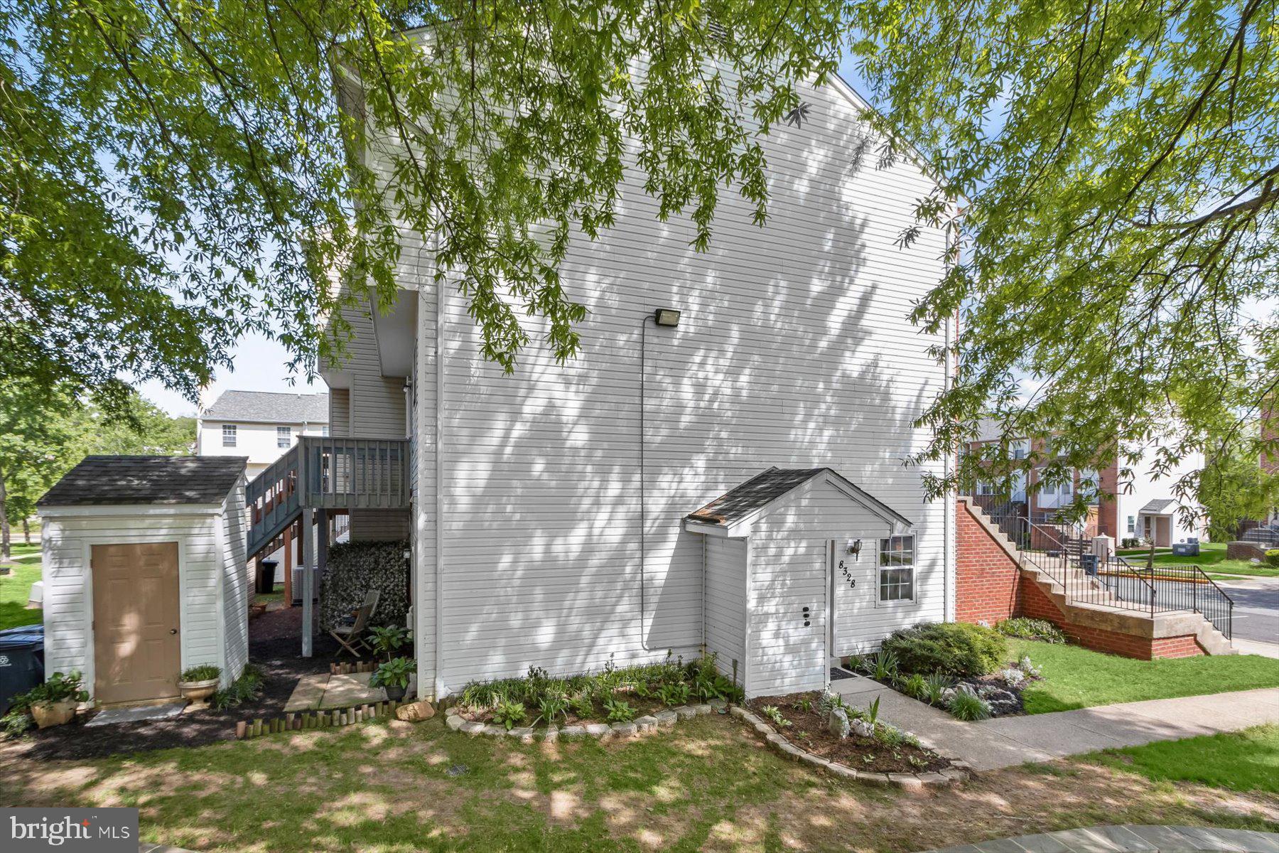 FORT WASHINGTON - Residential