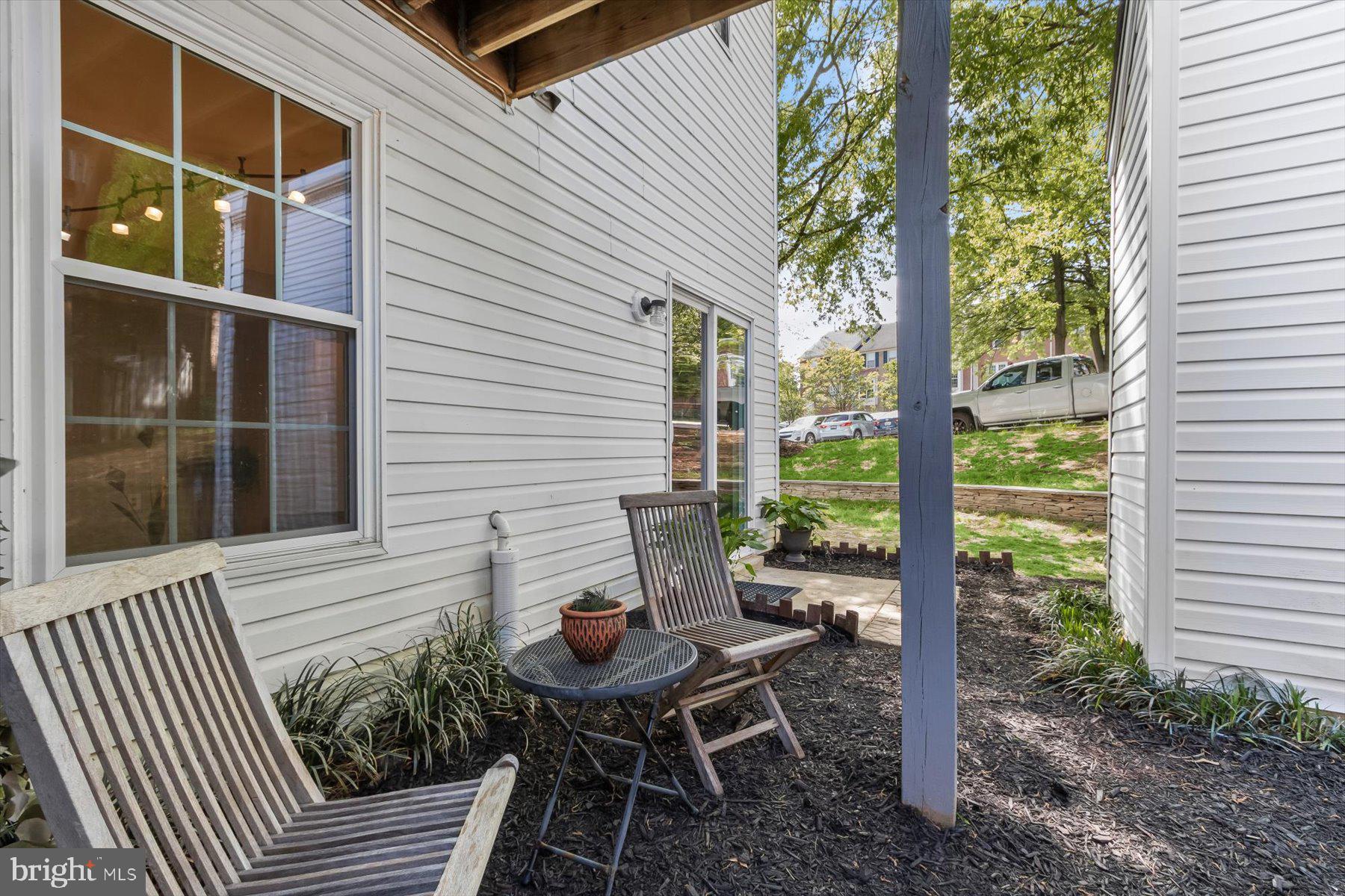 FORT WASHINGTON - Residential