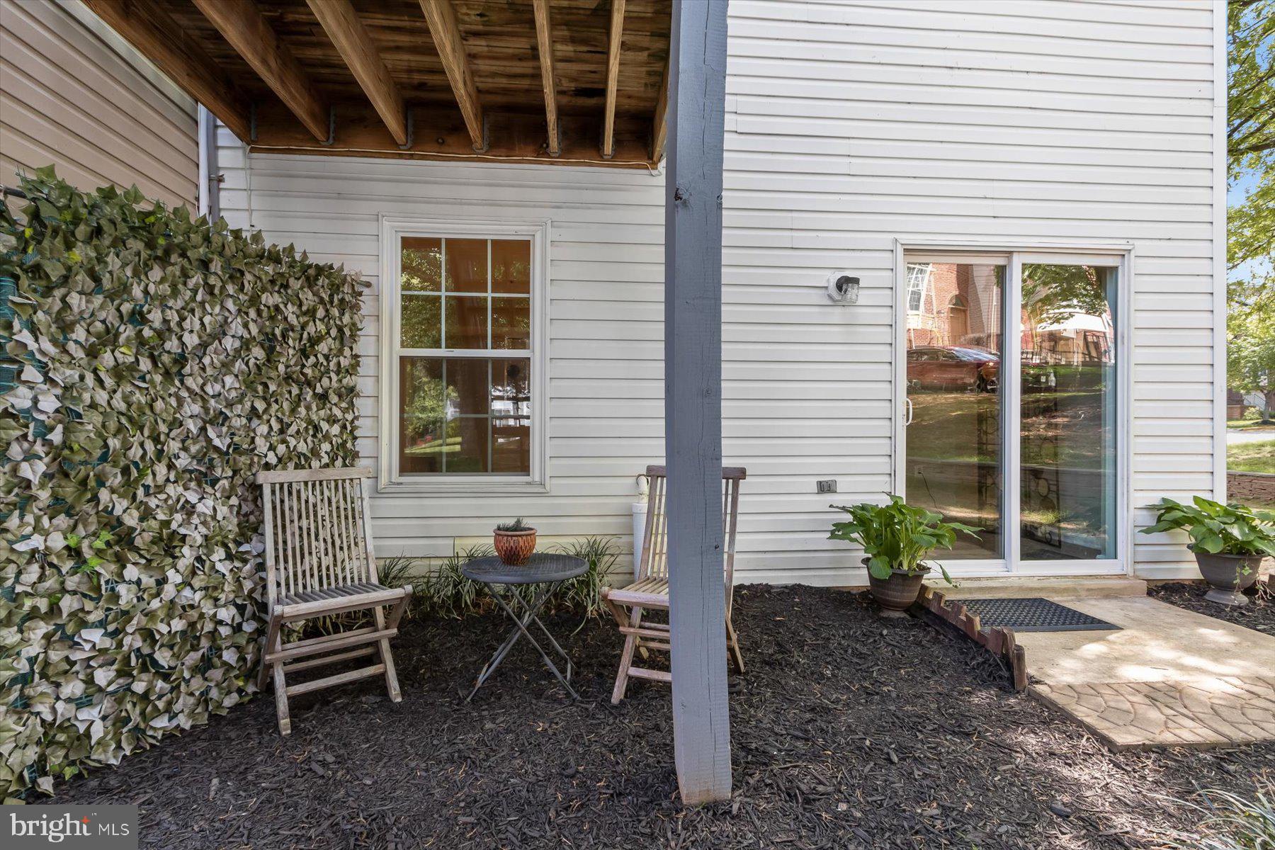 FORT WASHINGTON - Residential