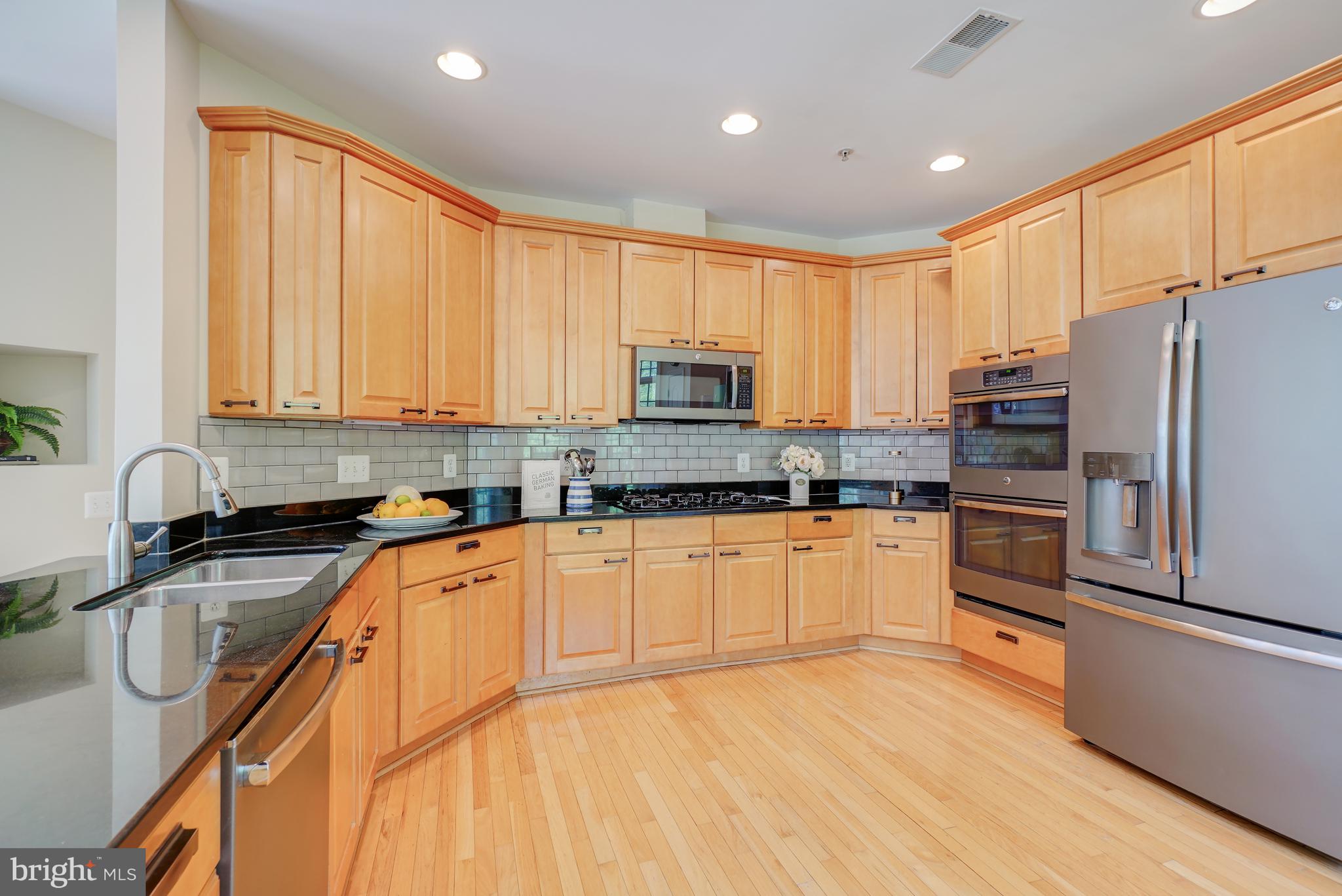 MEDINAH HOMES - Residential