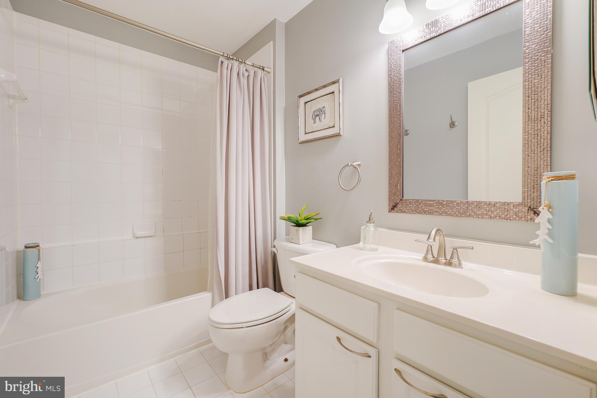 MEDINAH HOMES - Residential