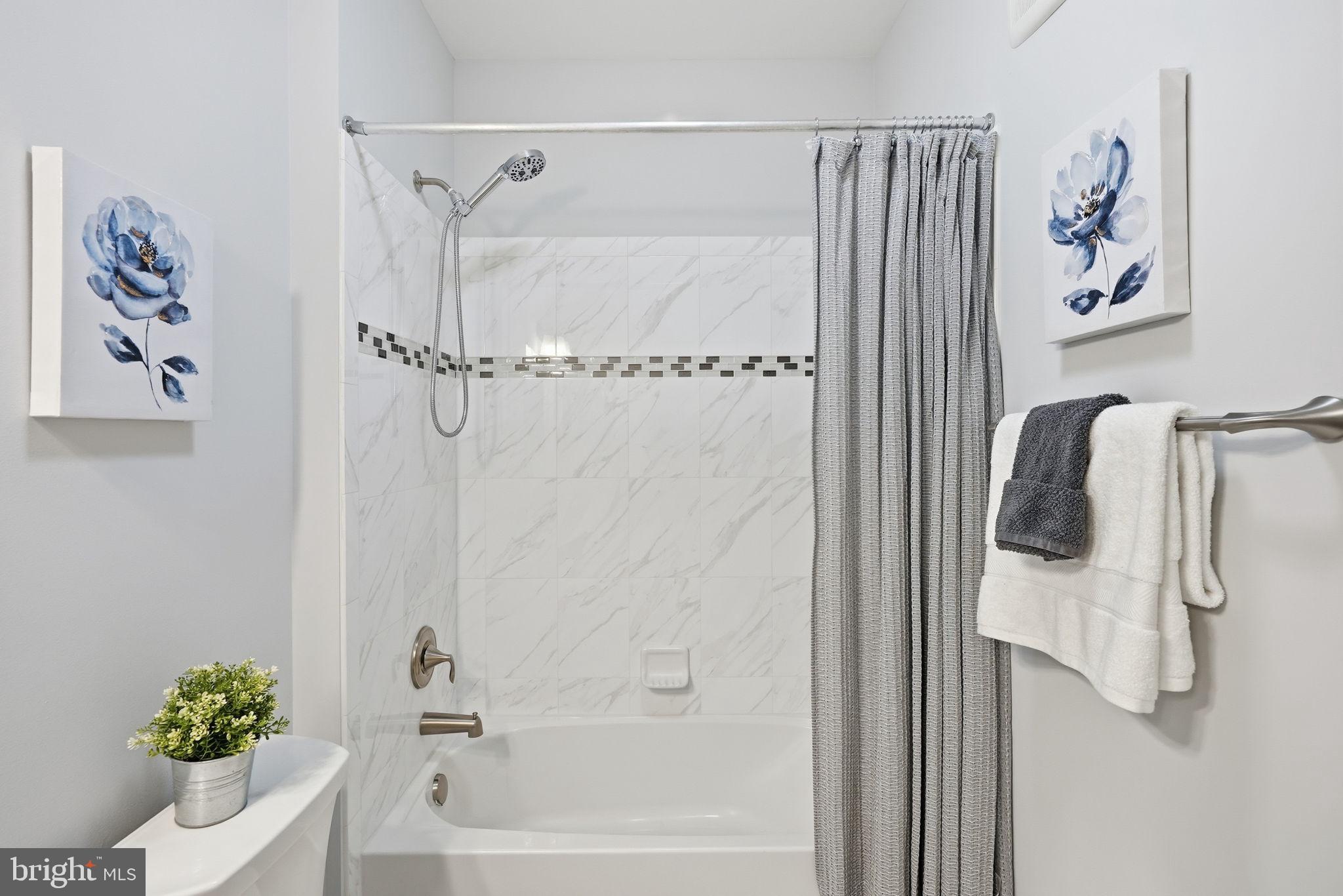 NORBECK CROSSING - Residential