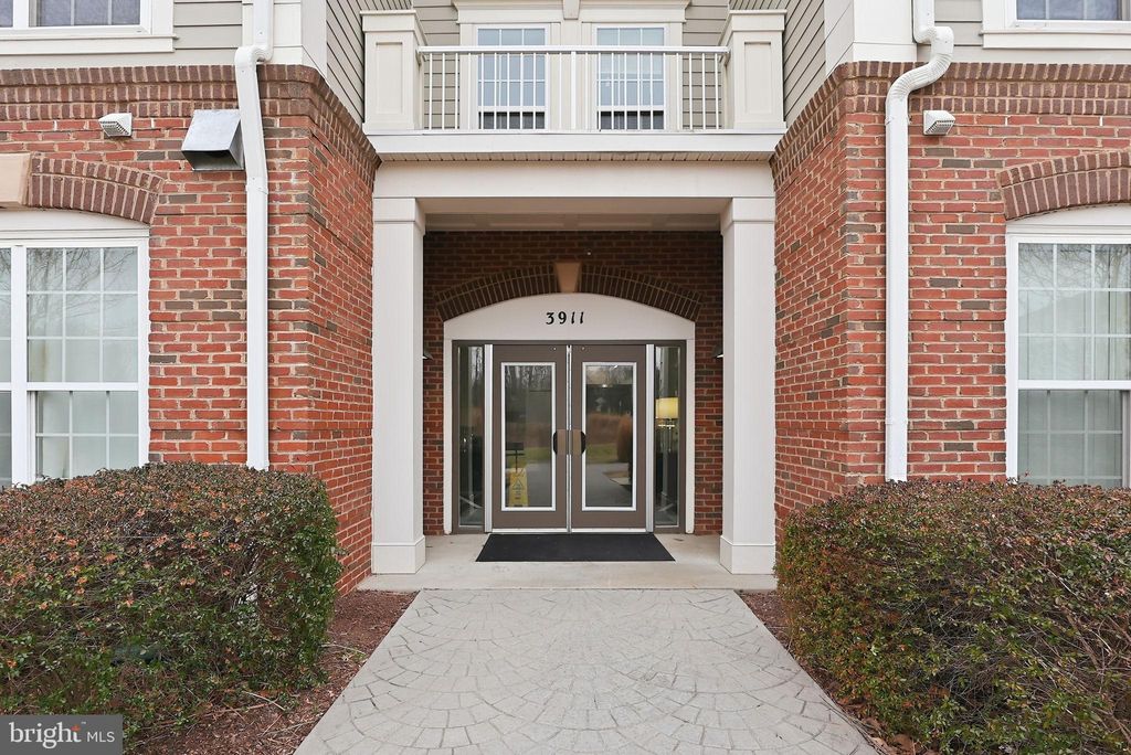 Photo of 3911 Doc Berlin Drive #34, SILVER SPRING, MD 20906 (MLS # MDMC2213400)