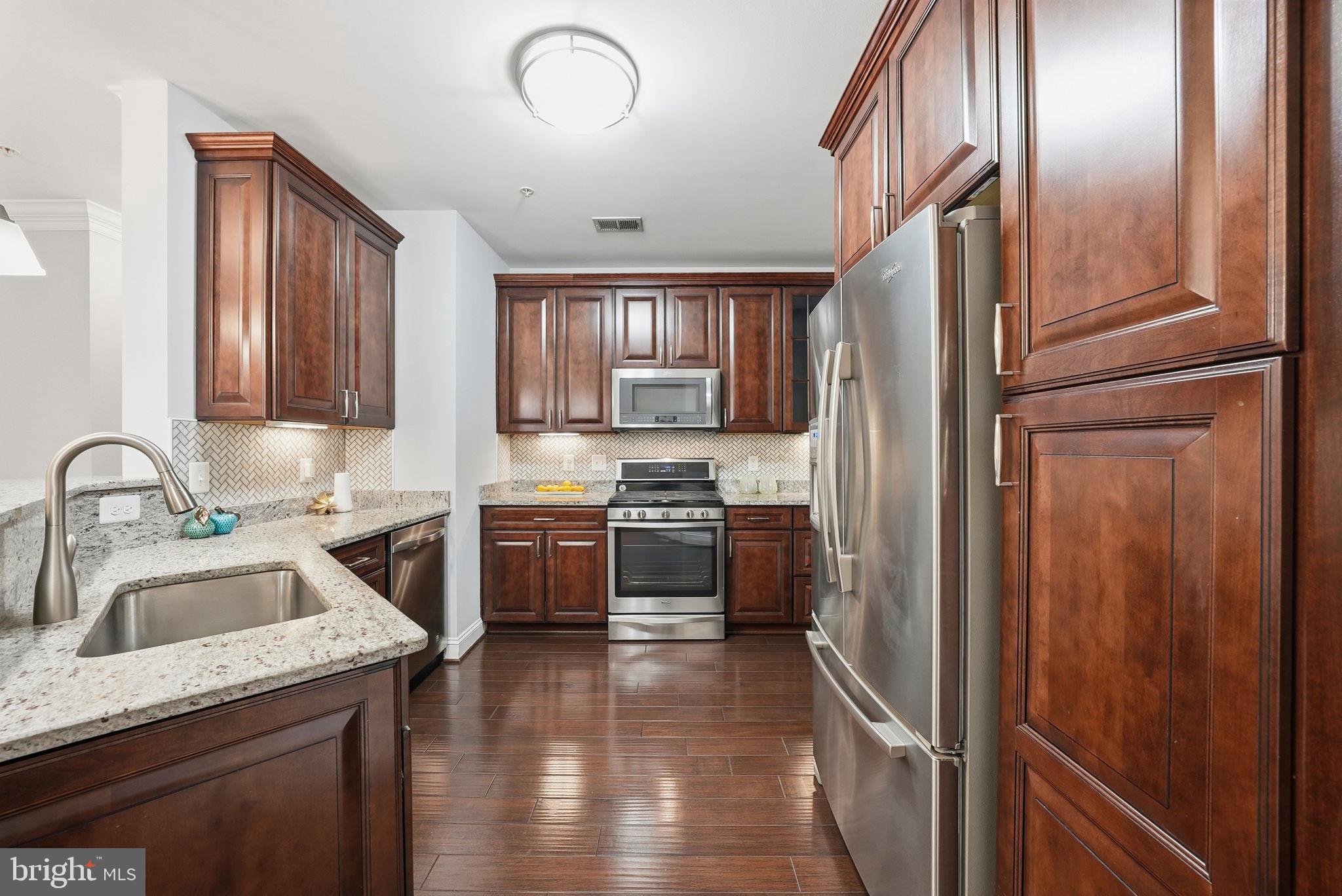 NORBECK CROSSING - Residential