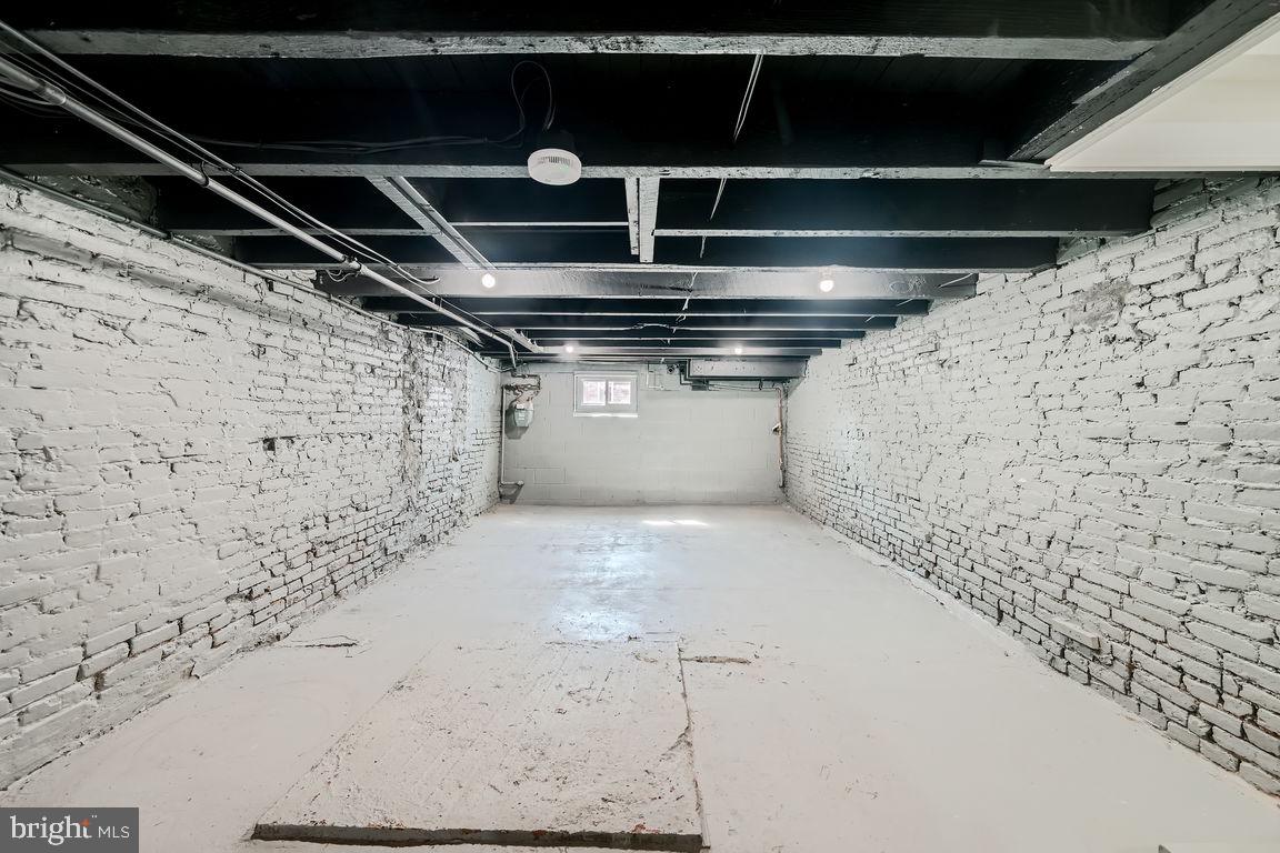 PIGTOWN HISTORIC DISTRICT - Residential Lease