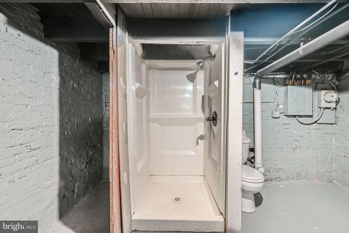 PIGTOWN HISTORIC DISTRICT - Residential Lease