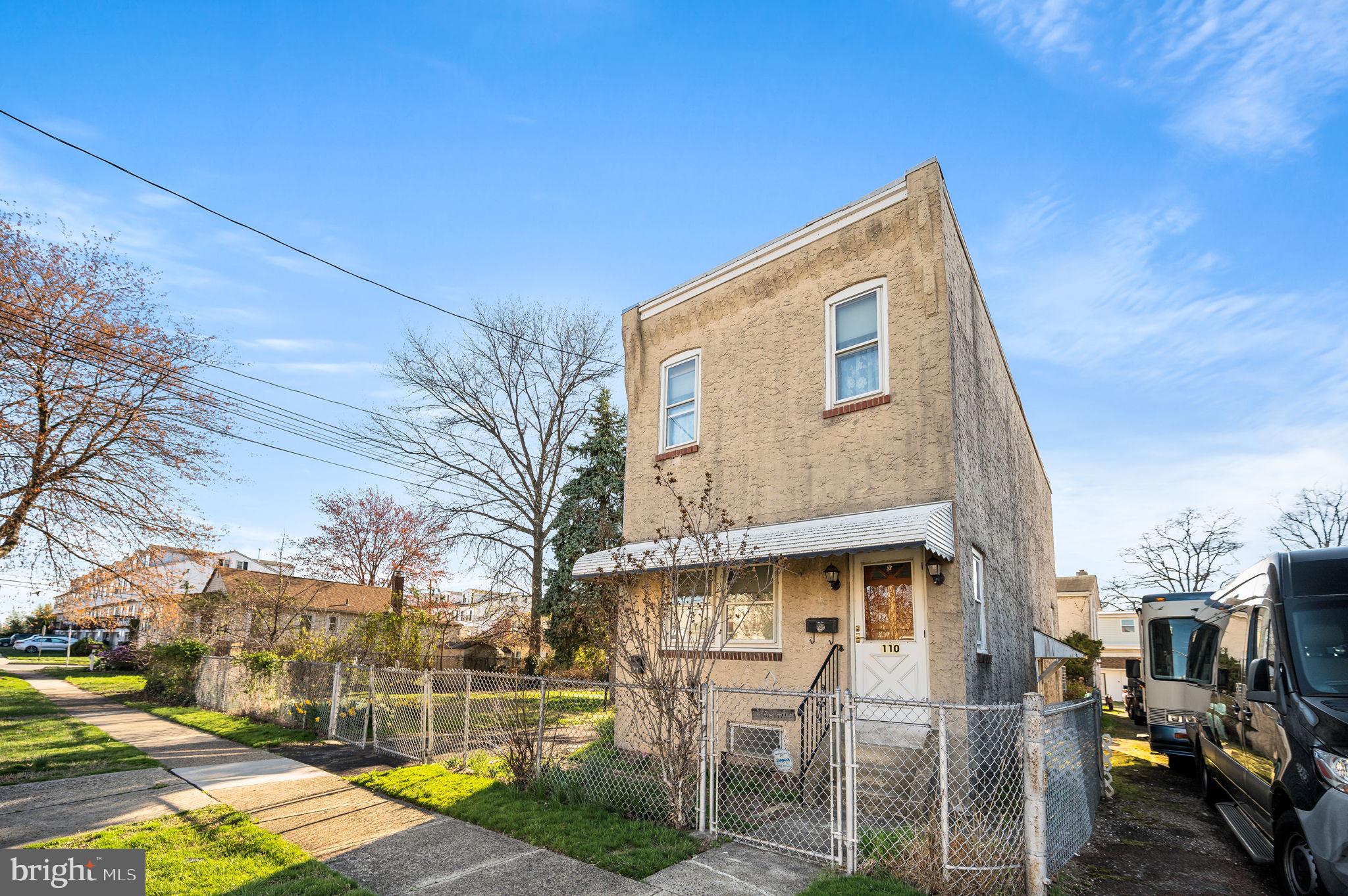 RIVERWATCH CONDO - Residential