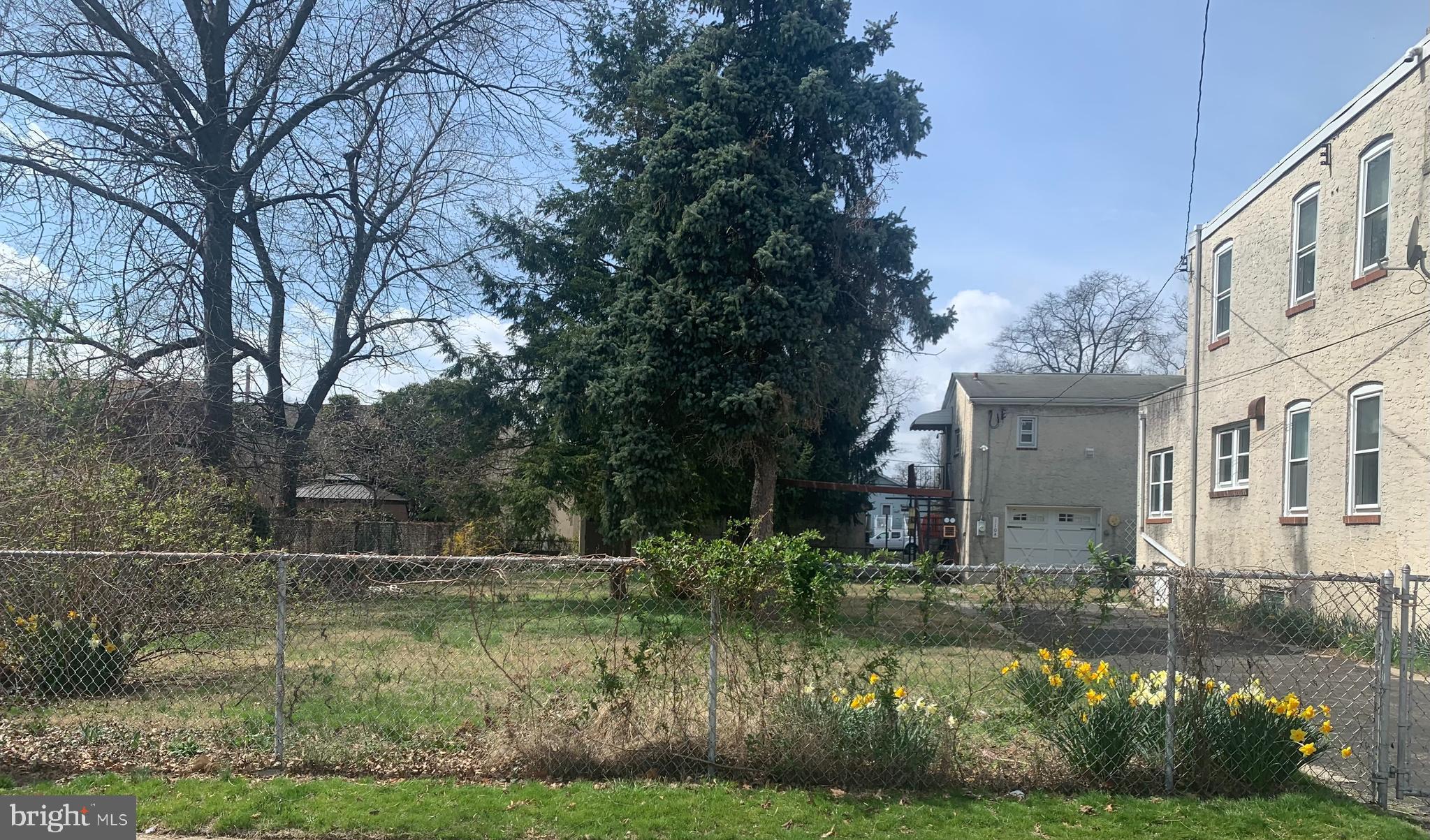 RIVERWATCH CONDO - Residential