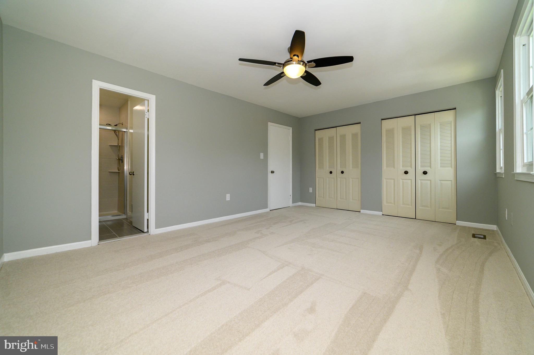 LAKEPOINTE - Residential